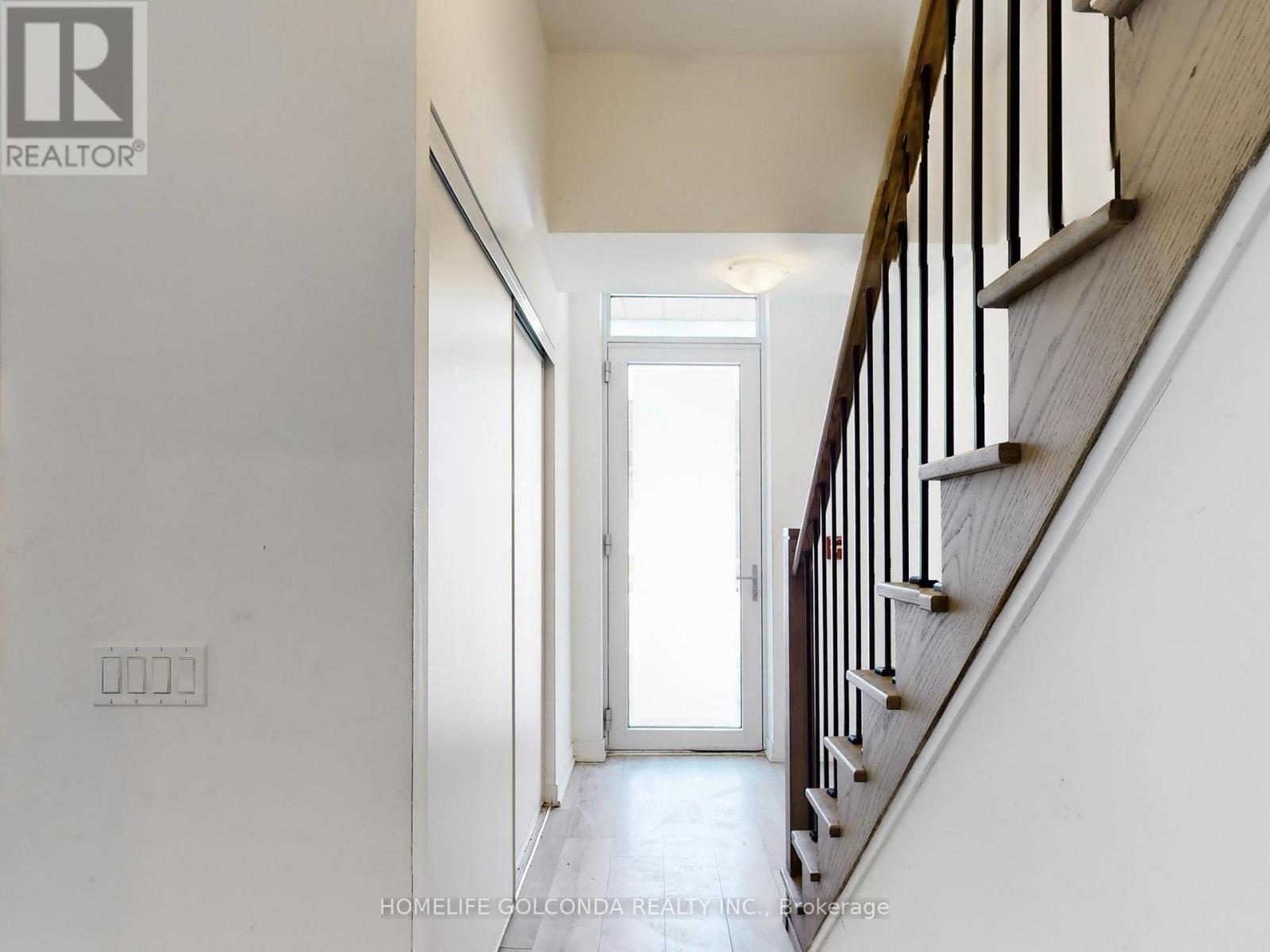 107 - 117 Ford Street S, Toronto, Ontario  M6N 3A2 - Photo 20 - W12897536