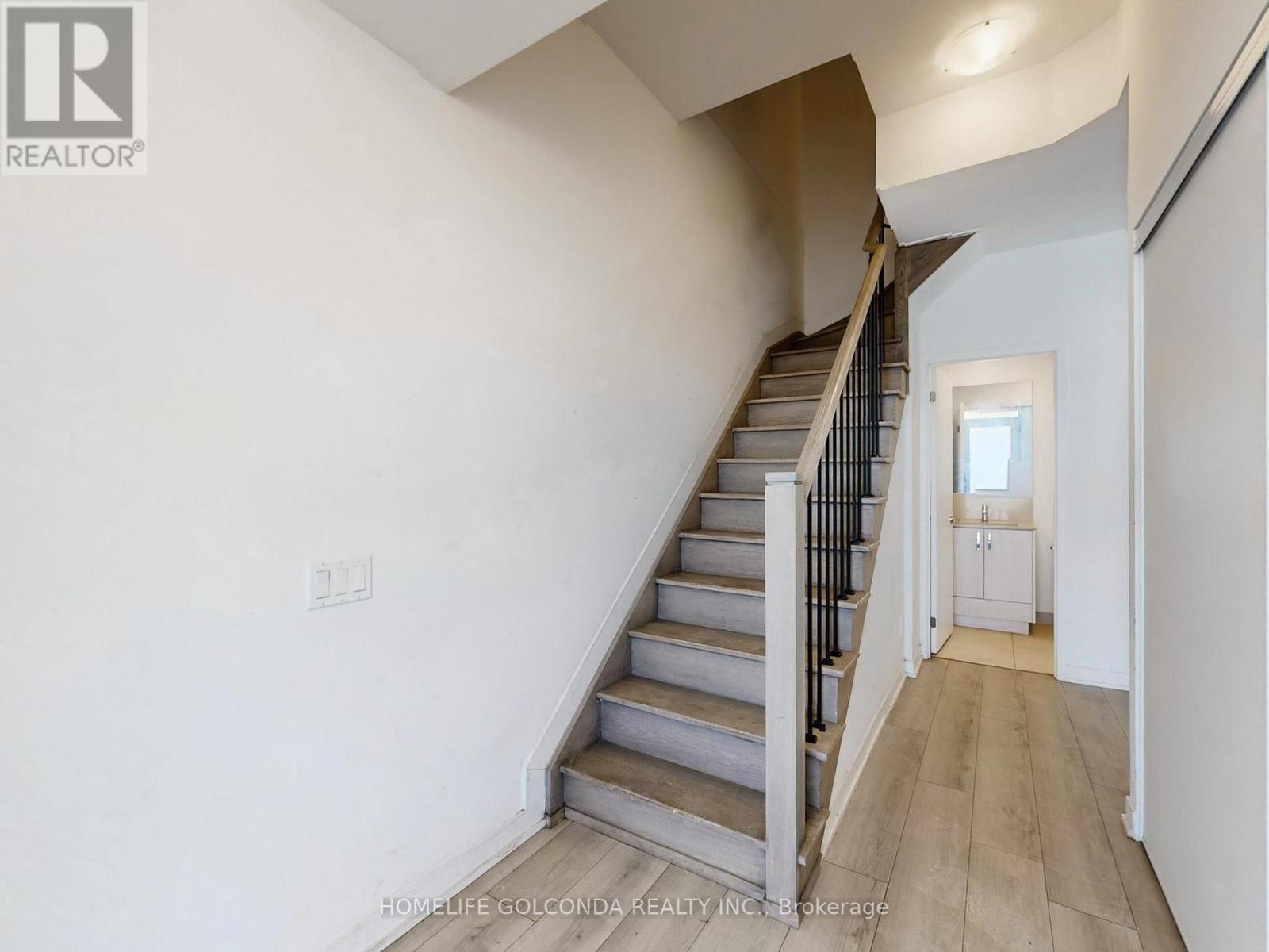 107 - 117 Ford Street S, Toronto, Ontario  M6N 3A2 - Photo 21 - W12897536