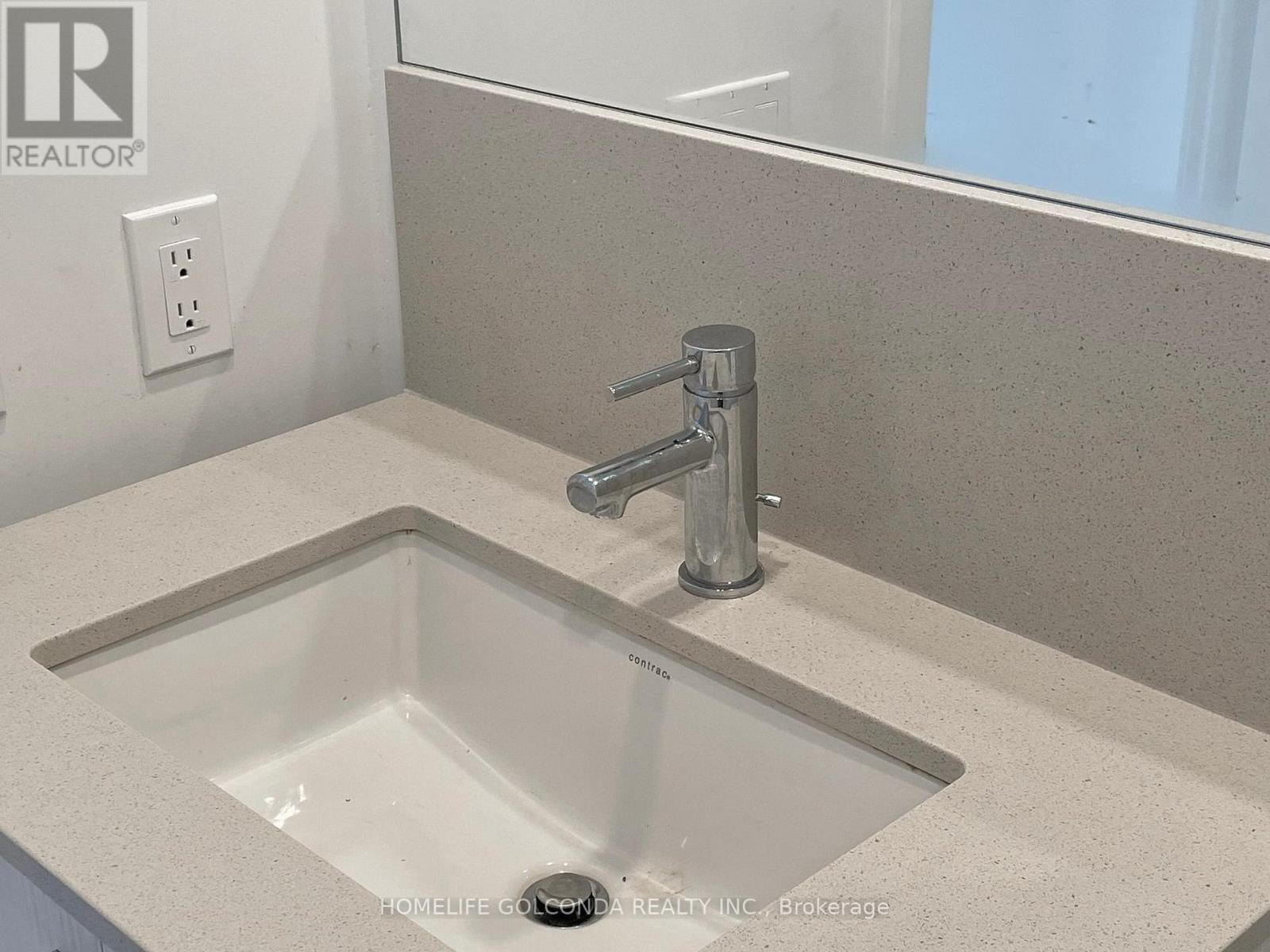 107 - 117 Ford Street S, Toronto, Ontario  M6N 3A2 - Photo 28 - W12897536