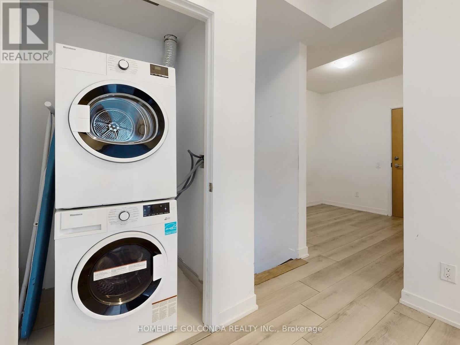 107 - 117 Ford Street S, Toronto, Ontario  M6N 3A2 - Photo 36 - W12897536