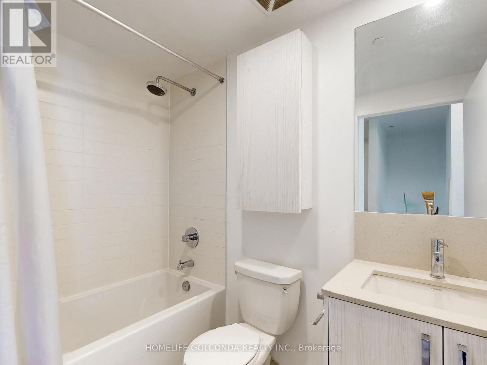 107 - 117 Ford Street S, Toronto, Ontario  M6N 3A2 - Photo 34 - W12897536