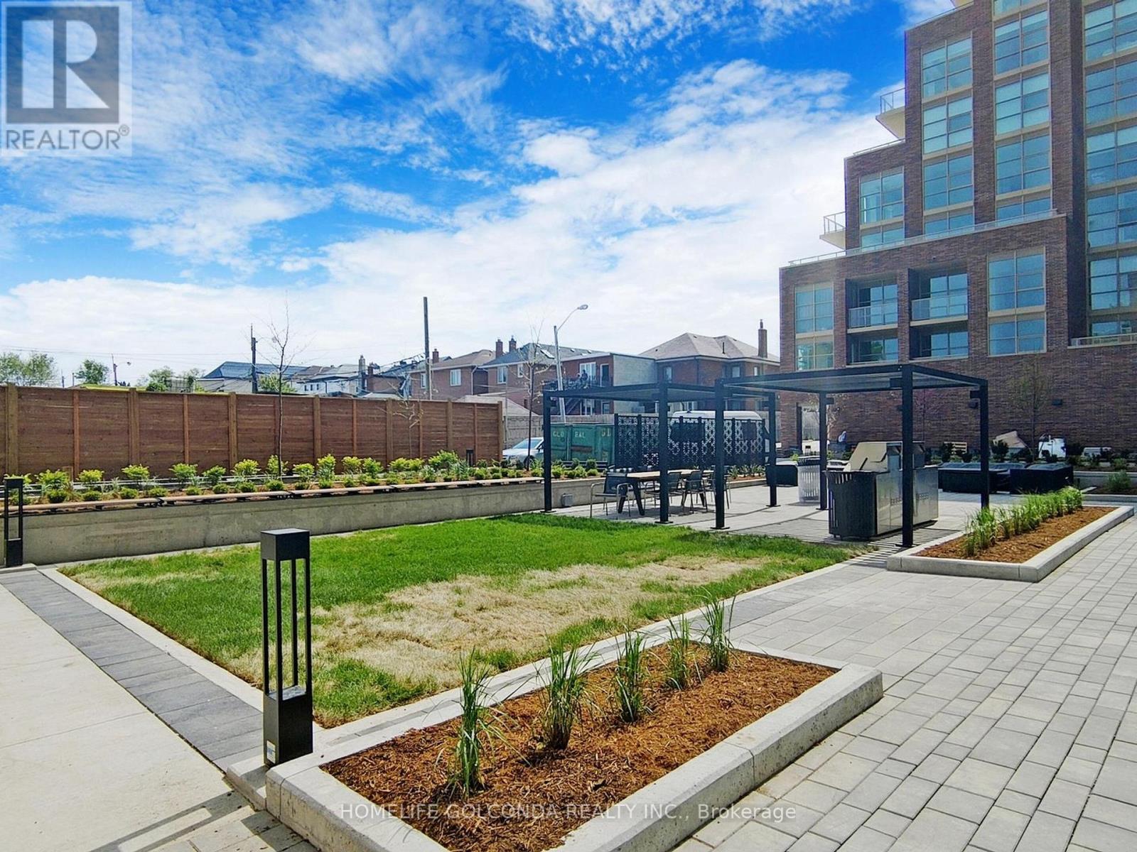 107 - 117 Ford Street S, Toronto, Ontario  M6N 3A2 - Photo 45 - W12897536