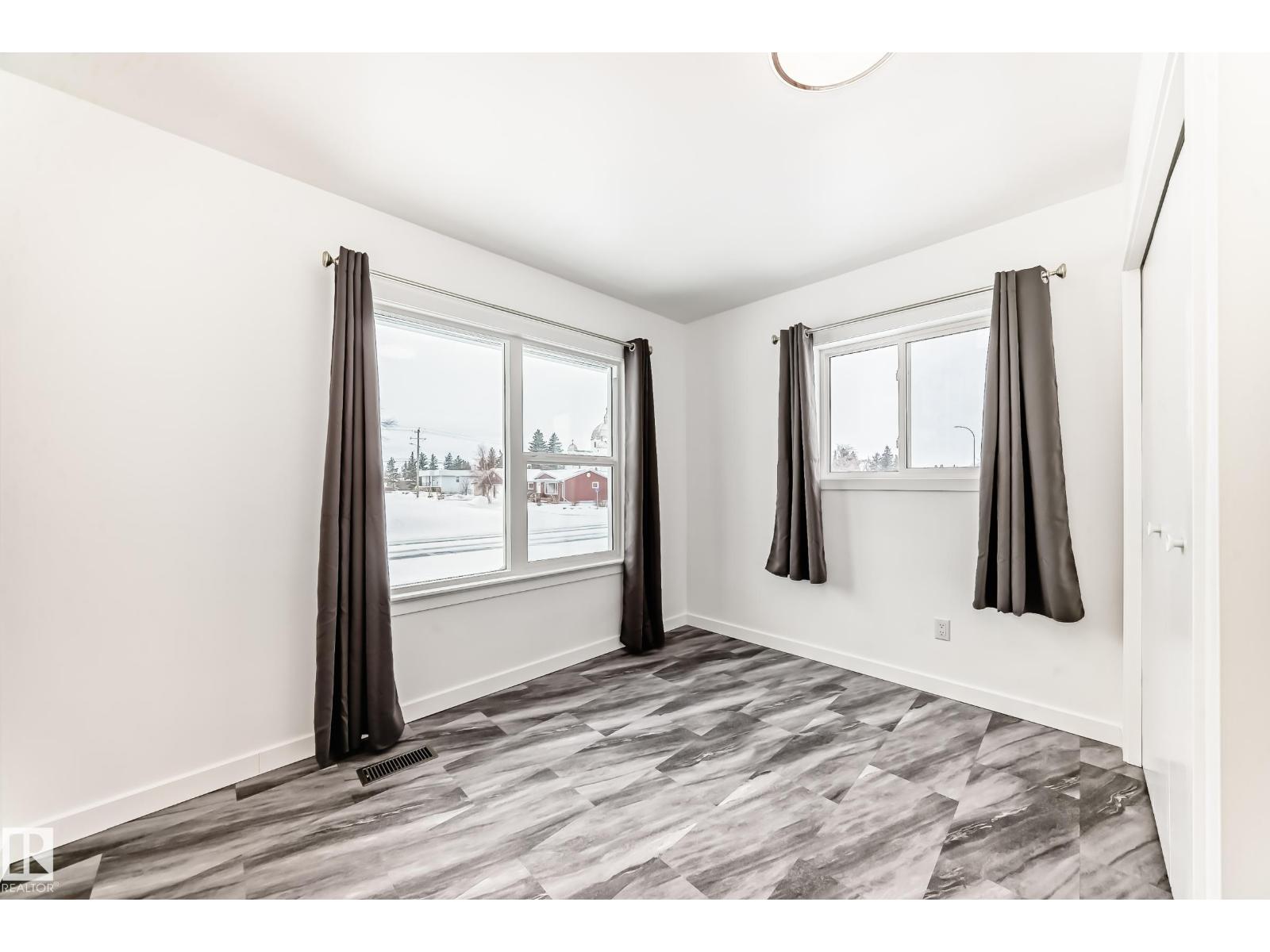 5645 50 St Nw, Vegreville, Alberta  T9C 1H7 - Photo 17 - E4476166