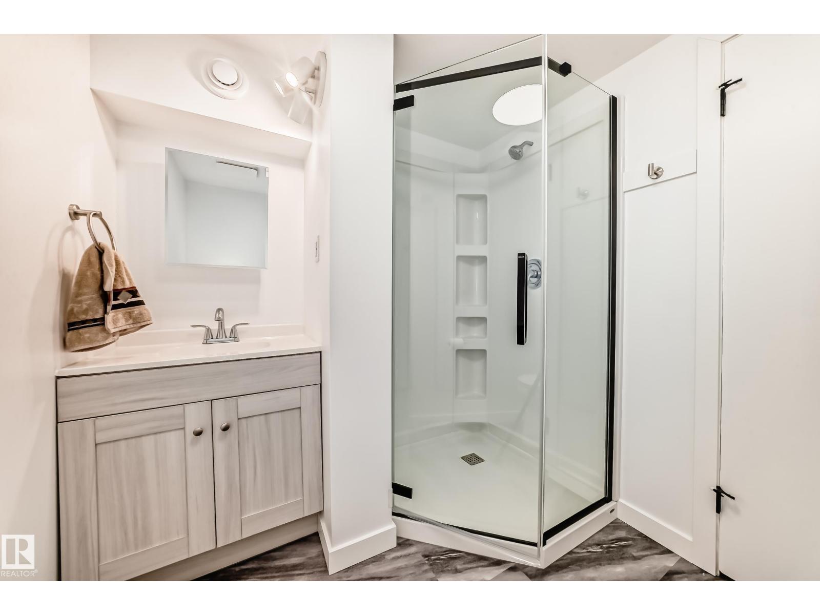 5645 50 St Nw, Vegreville, Alberta  T9C 1H7 - Photo 34 - E4476166