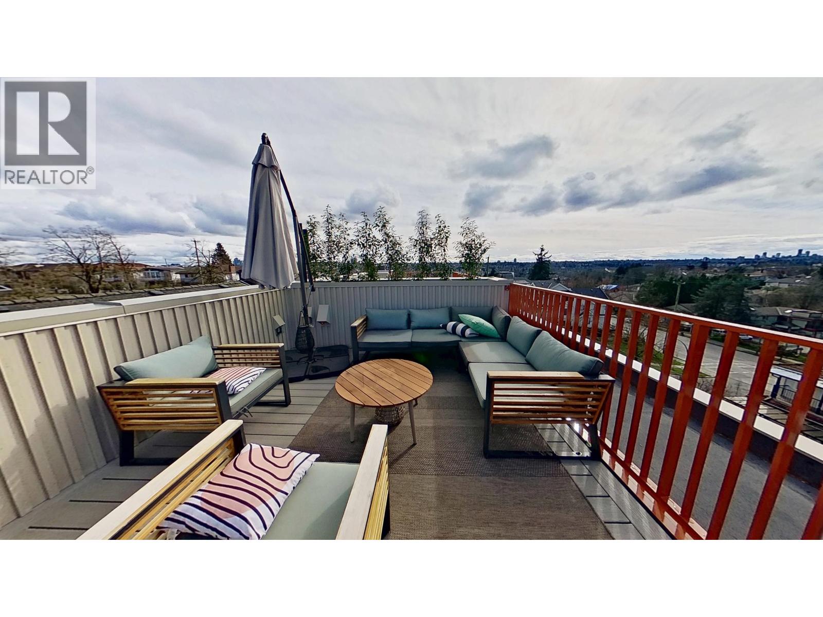 2 2915 E 5th Avenue, Vancouver, British Columbia  V5M 1N6 - Photo 37 - R3101017