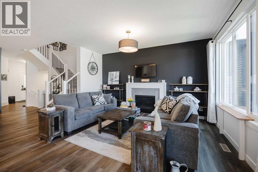 180 Emberside Place, Cochrane, Alberta  T4C 3B1 - Photo 6 - A2243714