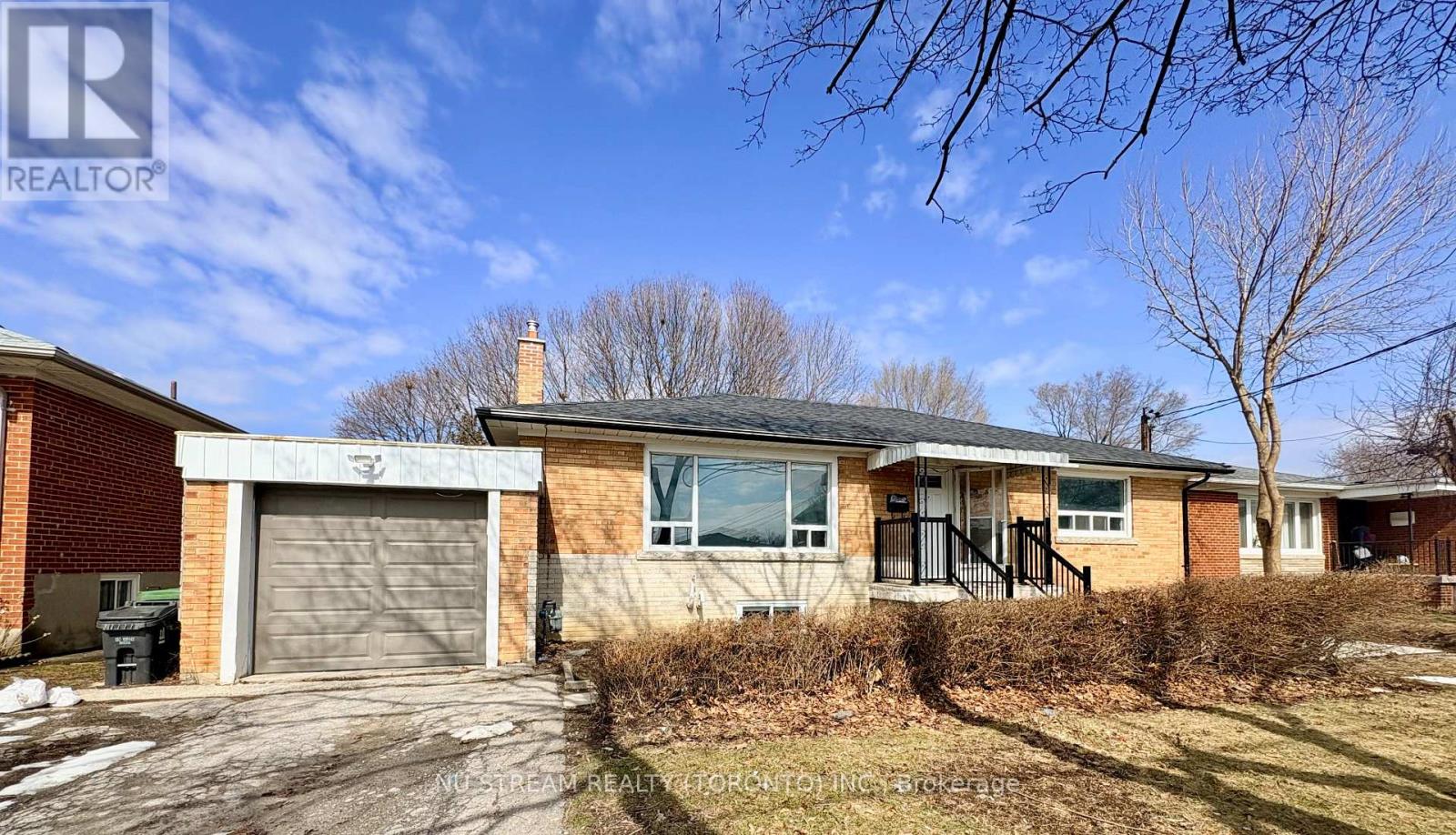 156 COMBE AVENUE, toronto (bathurst manor), Ontario