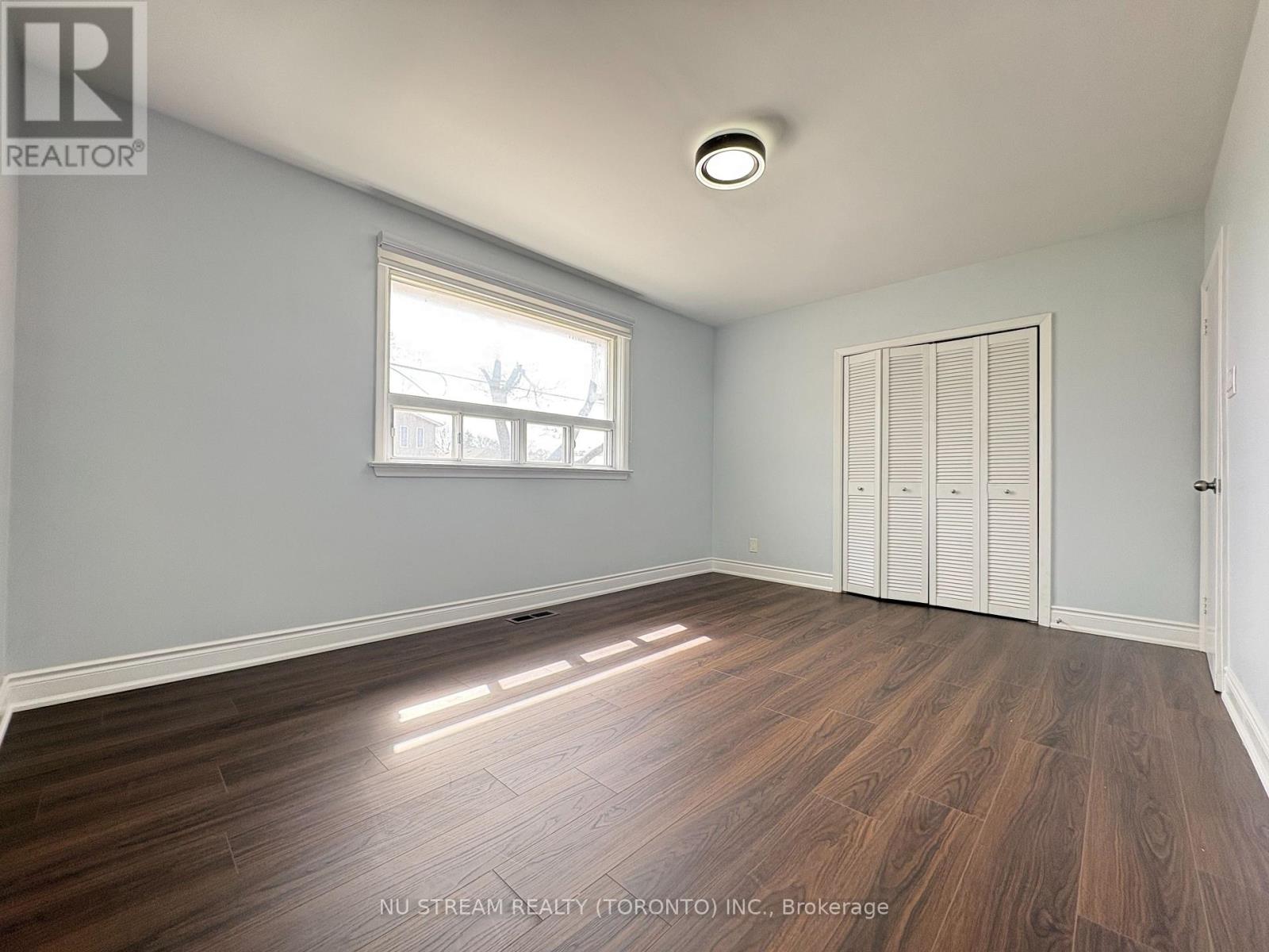 156 Combe Avenue, Toronto (Bathurst Manor), Ontario  M3H 4K3 - Photo 10 - C12902120