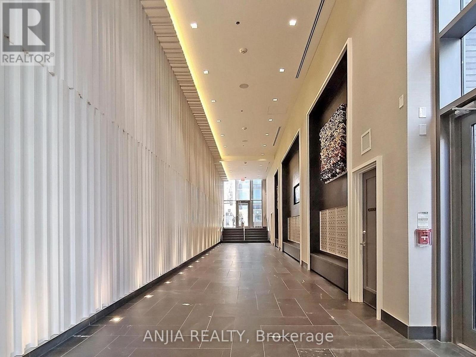 504 - 42 Charles Street E, Toronto (Church-Yonge Corridor), Ontario  M4Y 1T4 - Photo 25 - C12902162