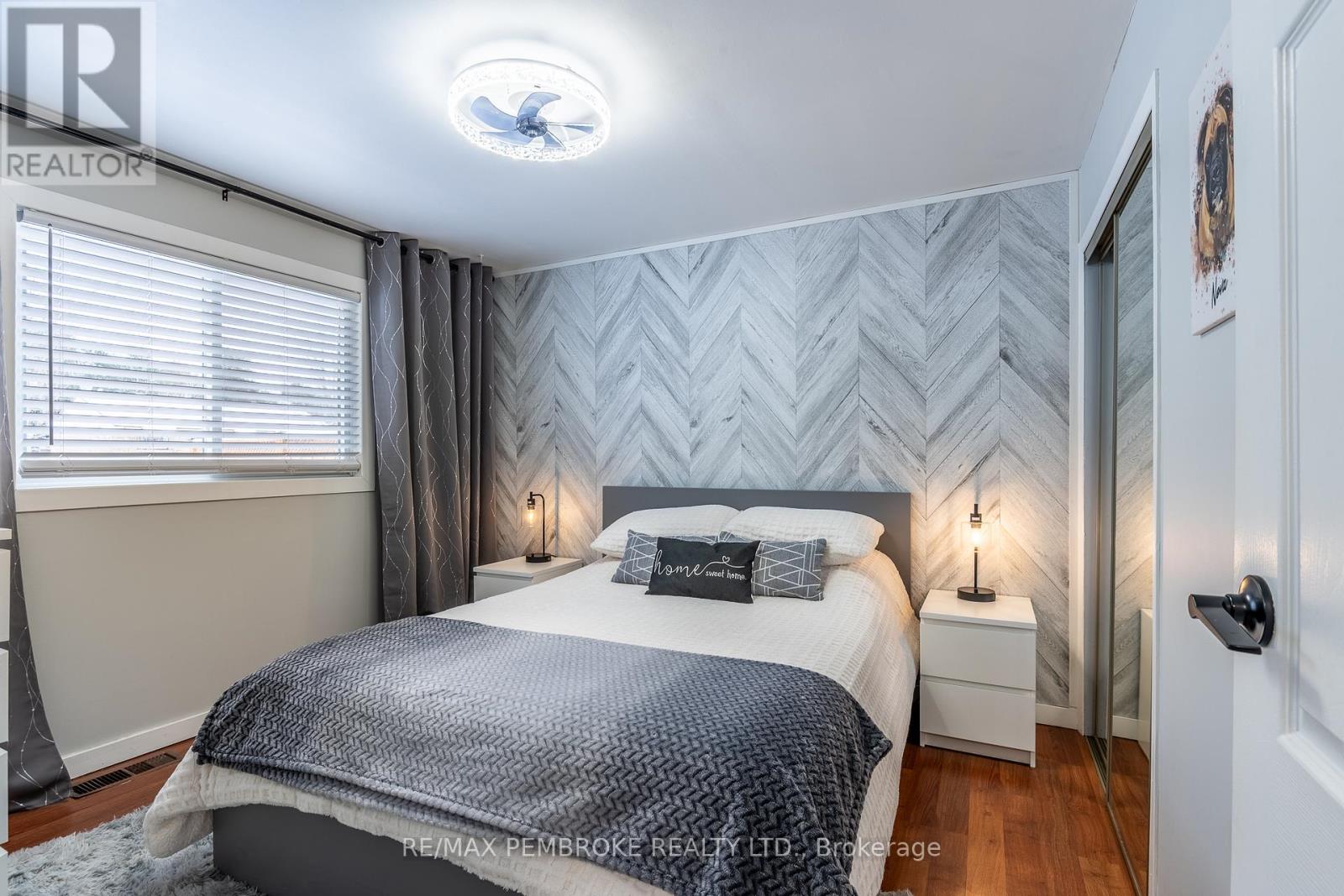 11 Michael Crescent, Petawawa, Ontario  K8H 2L5 - Photo 24 - X12902116