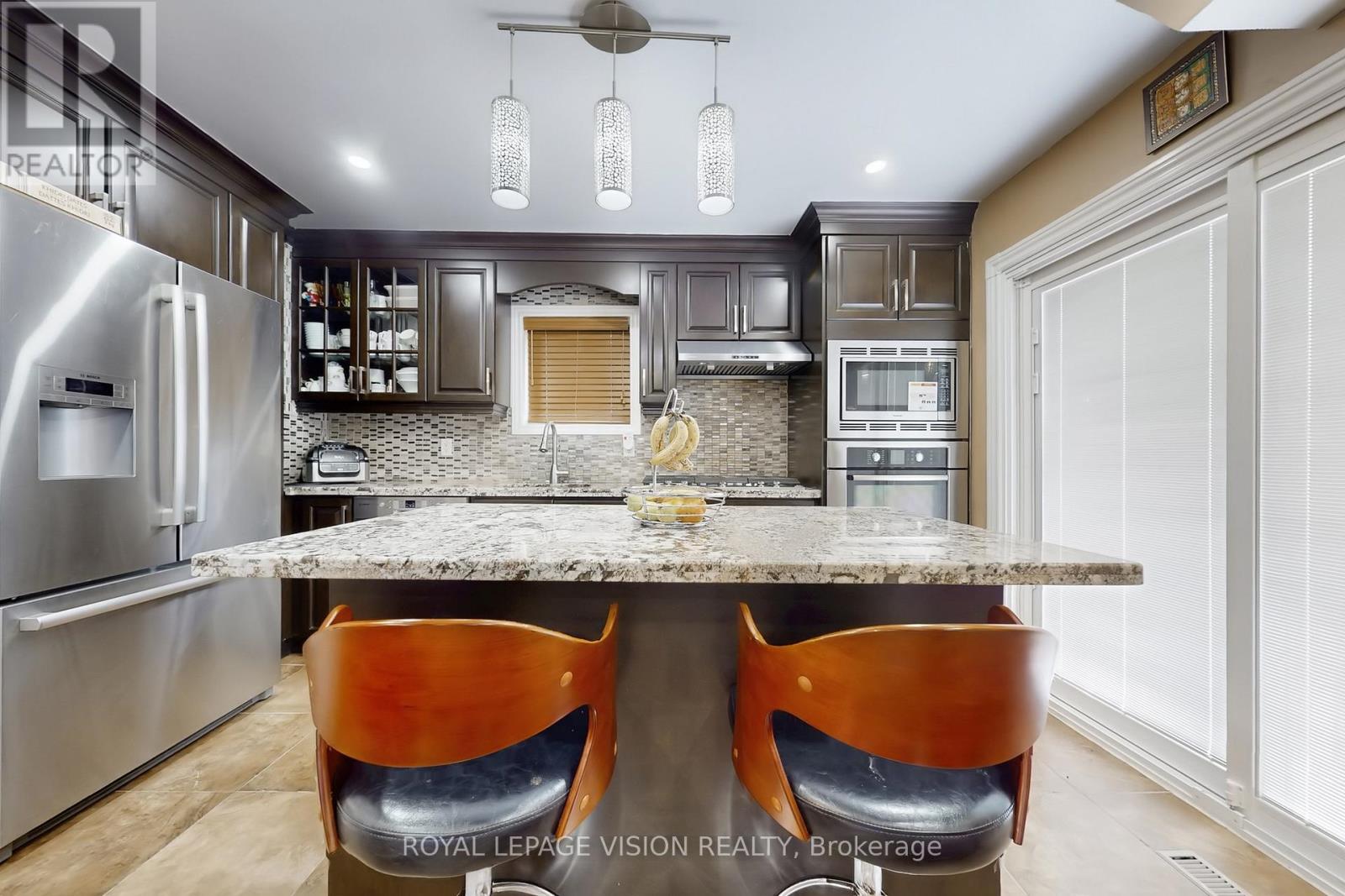 1855 Ashford Drive, Pickering (Village East), Ontario  L1V 6E1 - Photo 12 - E12902128