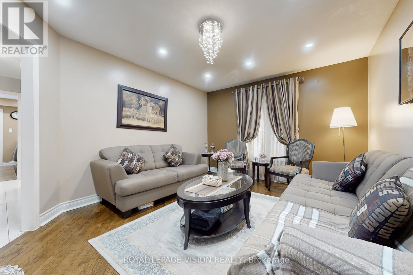 1855 Ashford Drive, Pickering (Village East), Ontario  L1V 6E1 - Photo 4 - E12902128