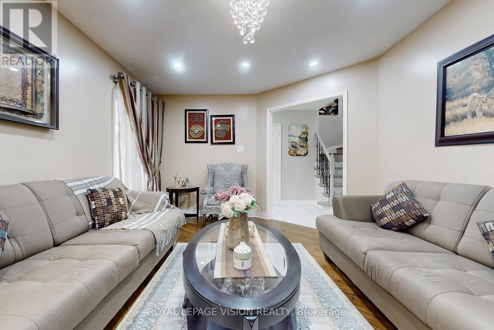 1855 Ashford Drive, Pickering (Village East), Ontario  L1V 6E1 - Photo 5 - E12902128