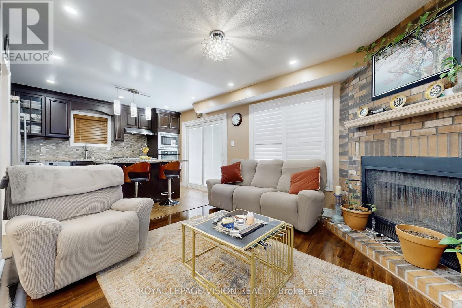 1855 Ashford Drive, Pickering (Village East), Ontario  L1V 6E1 - Photo 8 - E12902128