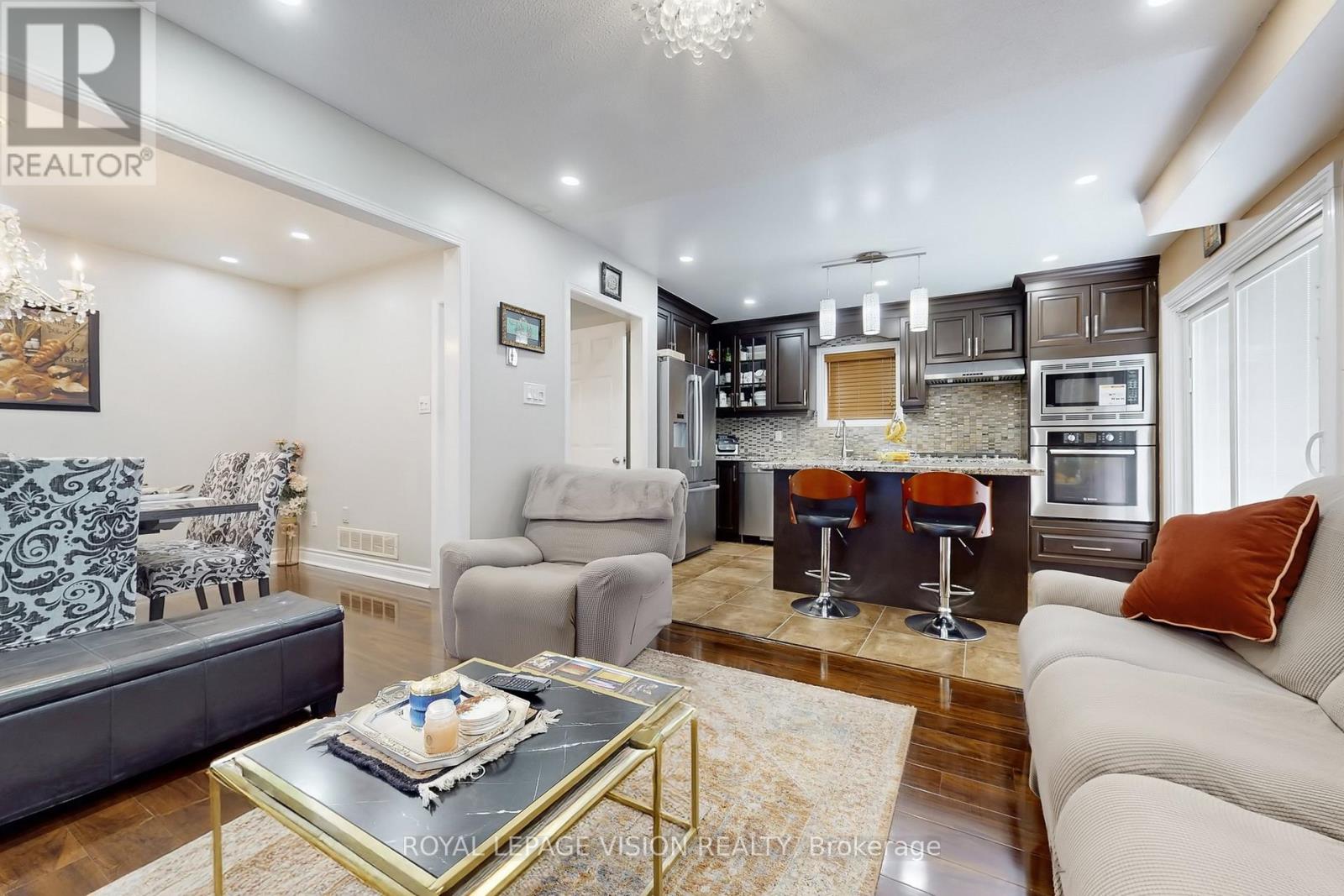 1855 Ashford Drive, Pickering (Village East), Ontario  L1V 6E1 - Photo 9 - E12902128