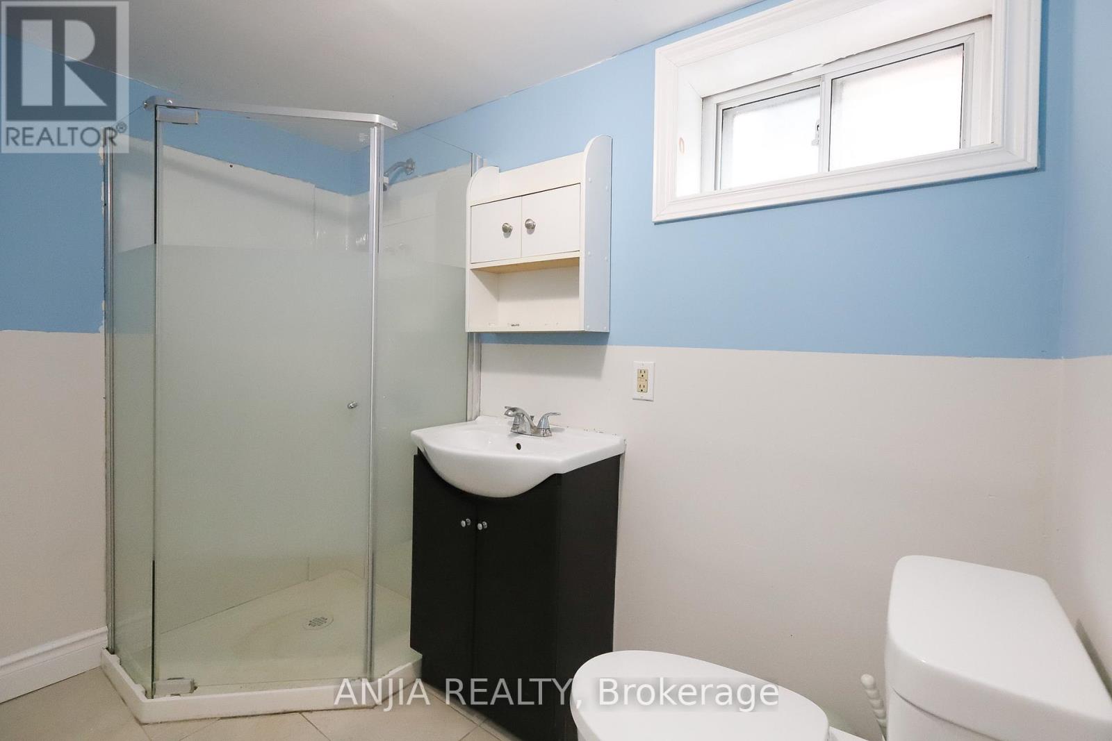 Lower - 345 Glebemount Avenue, Toronto (East York), Ontario  M4C 3V6 - Photo 9 - E12902136