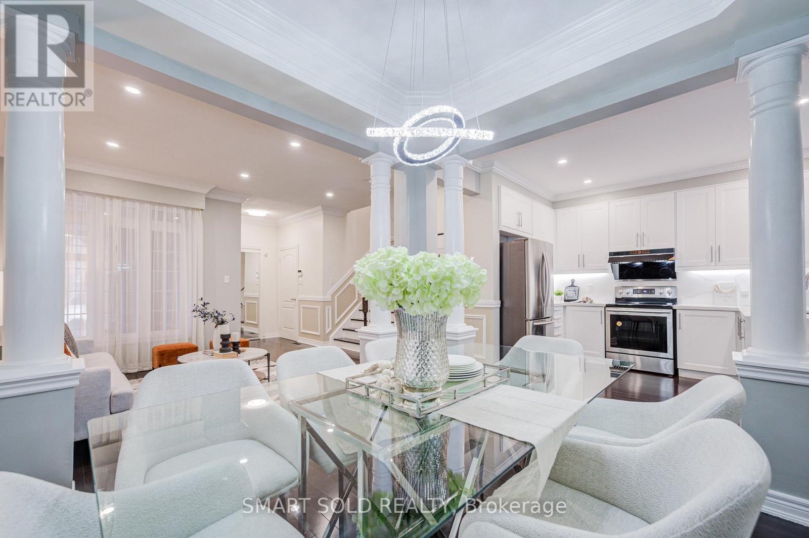 9 Mariposa Avenue, Richmond Hill (Rouge Woods), Ontario  L4S 2N7 - Photo 13 - N12902112