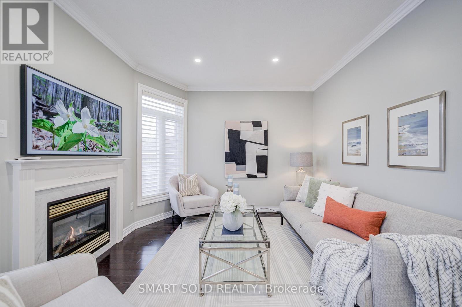 9 Mariposa Avenue, Richmond Hill (Rouge Woods), Ontario  L4S 2N7 - Photo 19 - N12902112