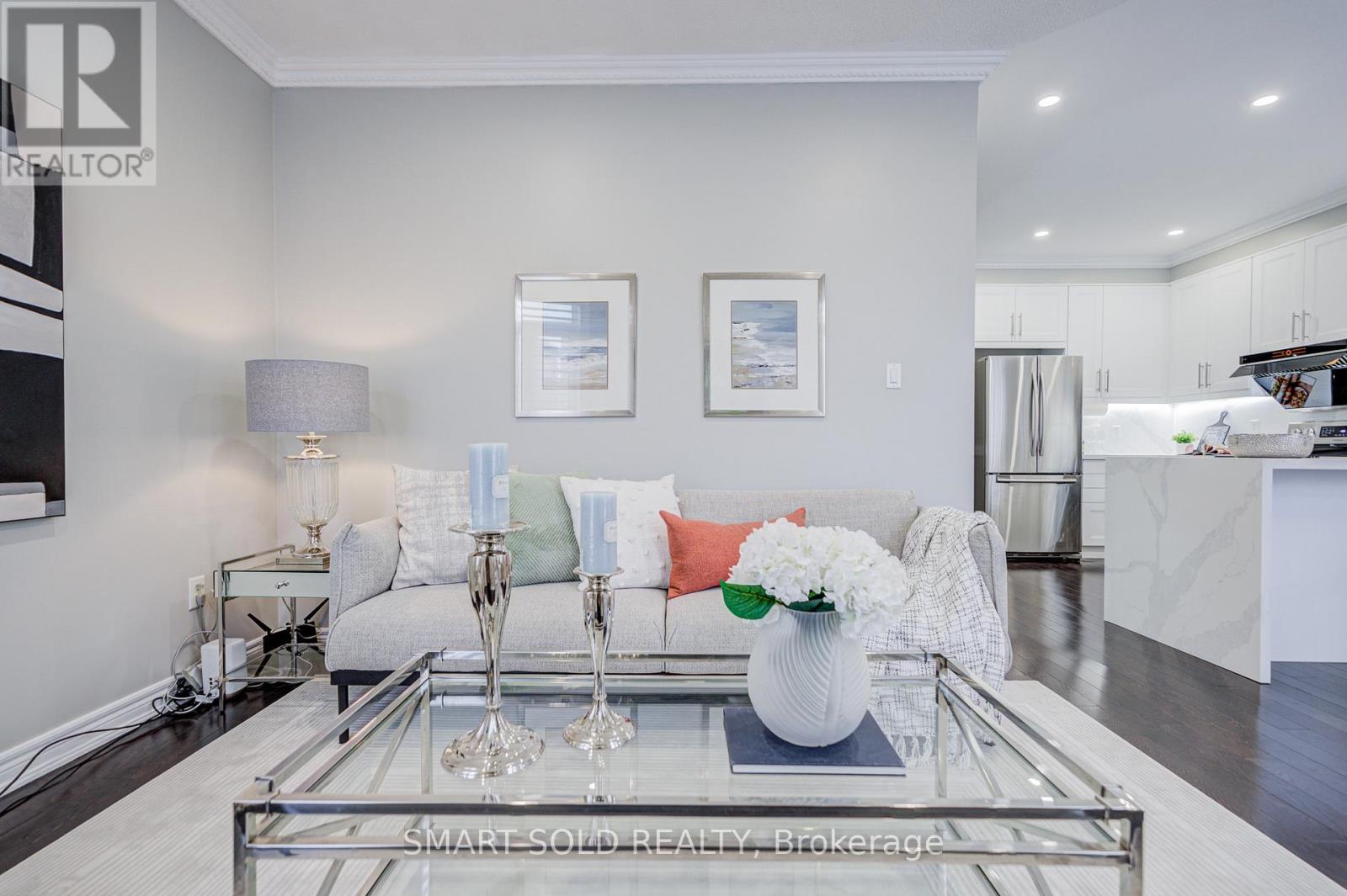 9 Mariposa Avenue, Richmond Hill (Rouge Woods), Ontario  L4S 2N7 - Photo 20 - N12902112