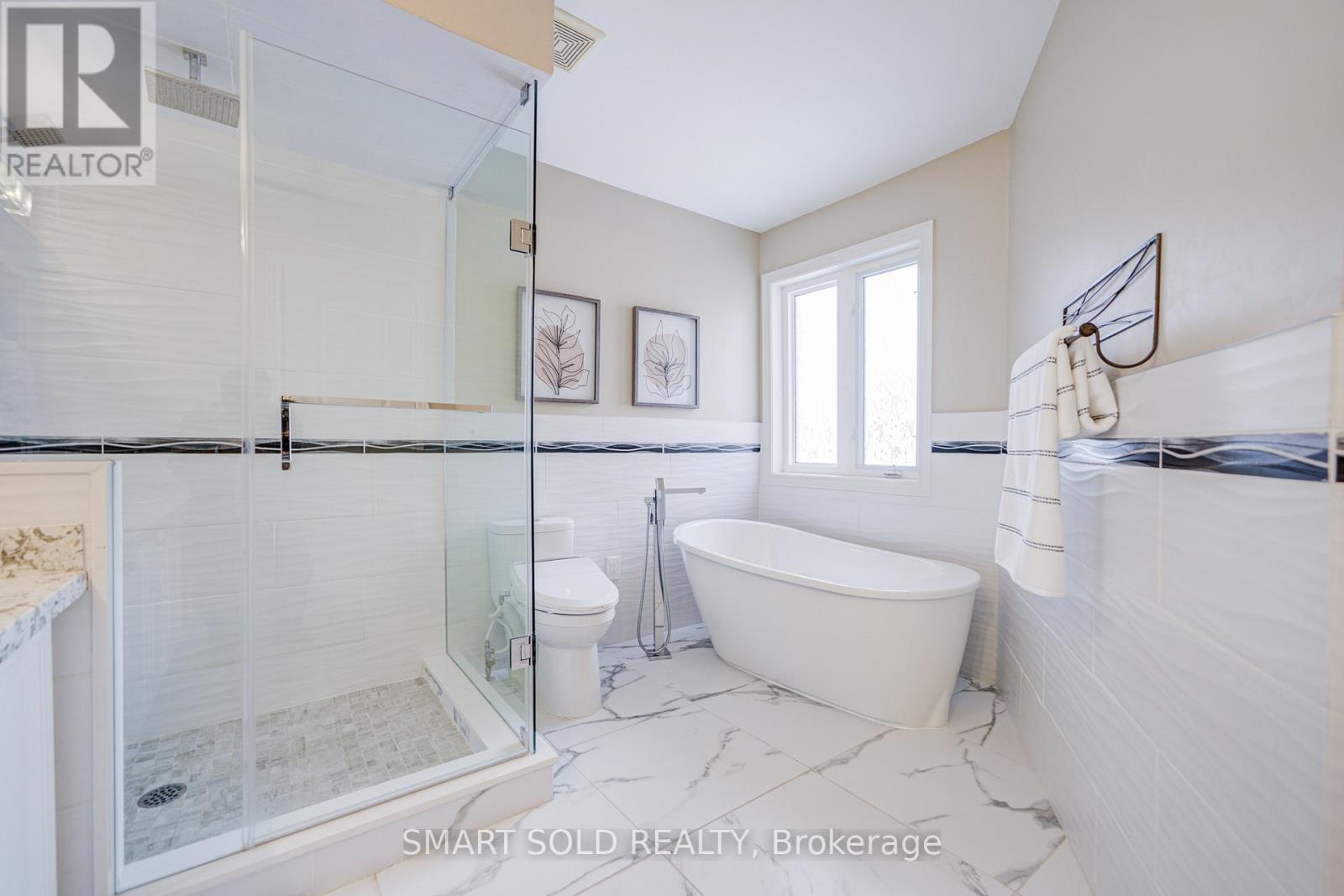 9 Mariposa Avenue, Richmond Hill (Rouge Woods), Ontario  L4S 2N7 - Photo 30 - N12902112