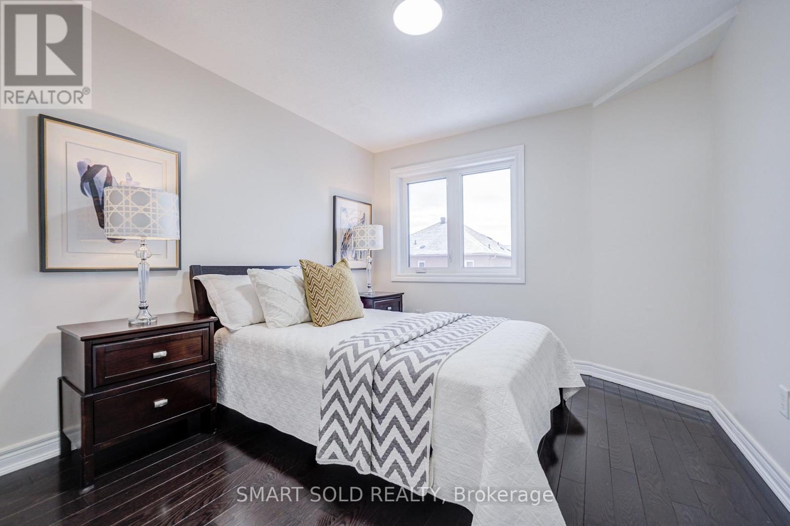 9 Mariposa Avenue, Richmond Hill (Rouge Woods), Ontario  L4S 2N7 - Photo 36 - N12902112