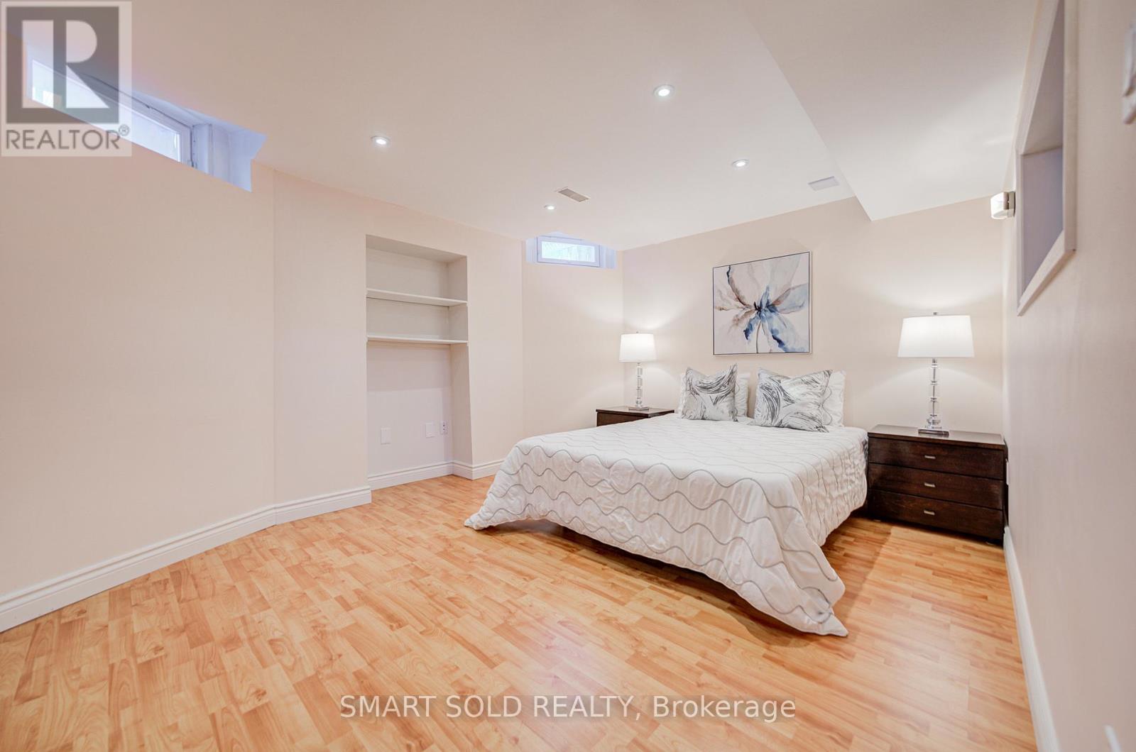 9 Mariposa Avenue, Richmond Hill (Rouge Woods), Ontario  L4S 2N7 - Photo 40 - N12902112