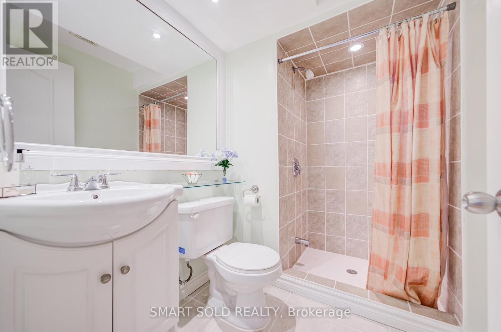 9 Mariposa Avenue, Richmond Hill (Rouge Woods), Ontario  L4S 2N7 - Photo 42 - N12902112