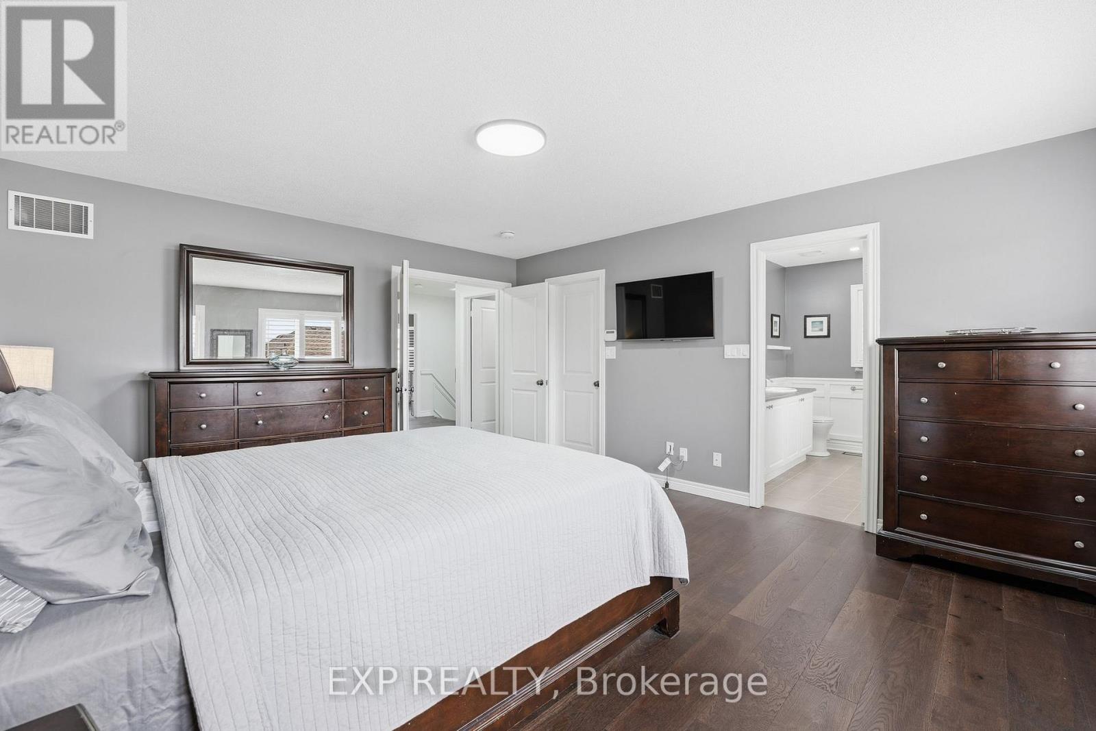 44 Willoughby Way, New Tecumseth, Ontario  L9R 0M7 - Photo 14 - N12902156