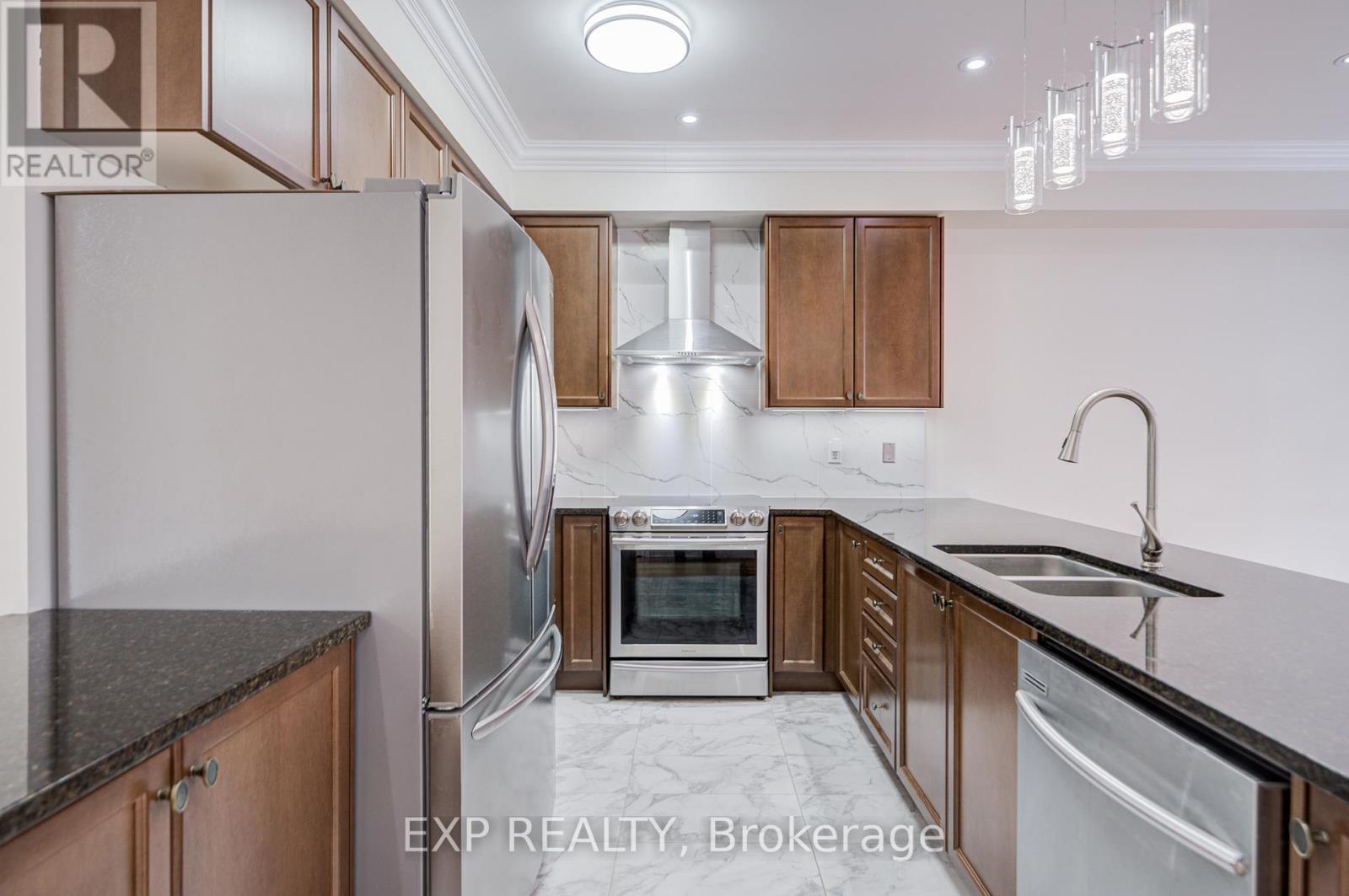 92 William Saville Street, Markham (Unionville), Ontario  L3R 9S3 - Photo 10 - N12902158