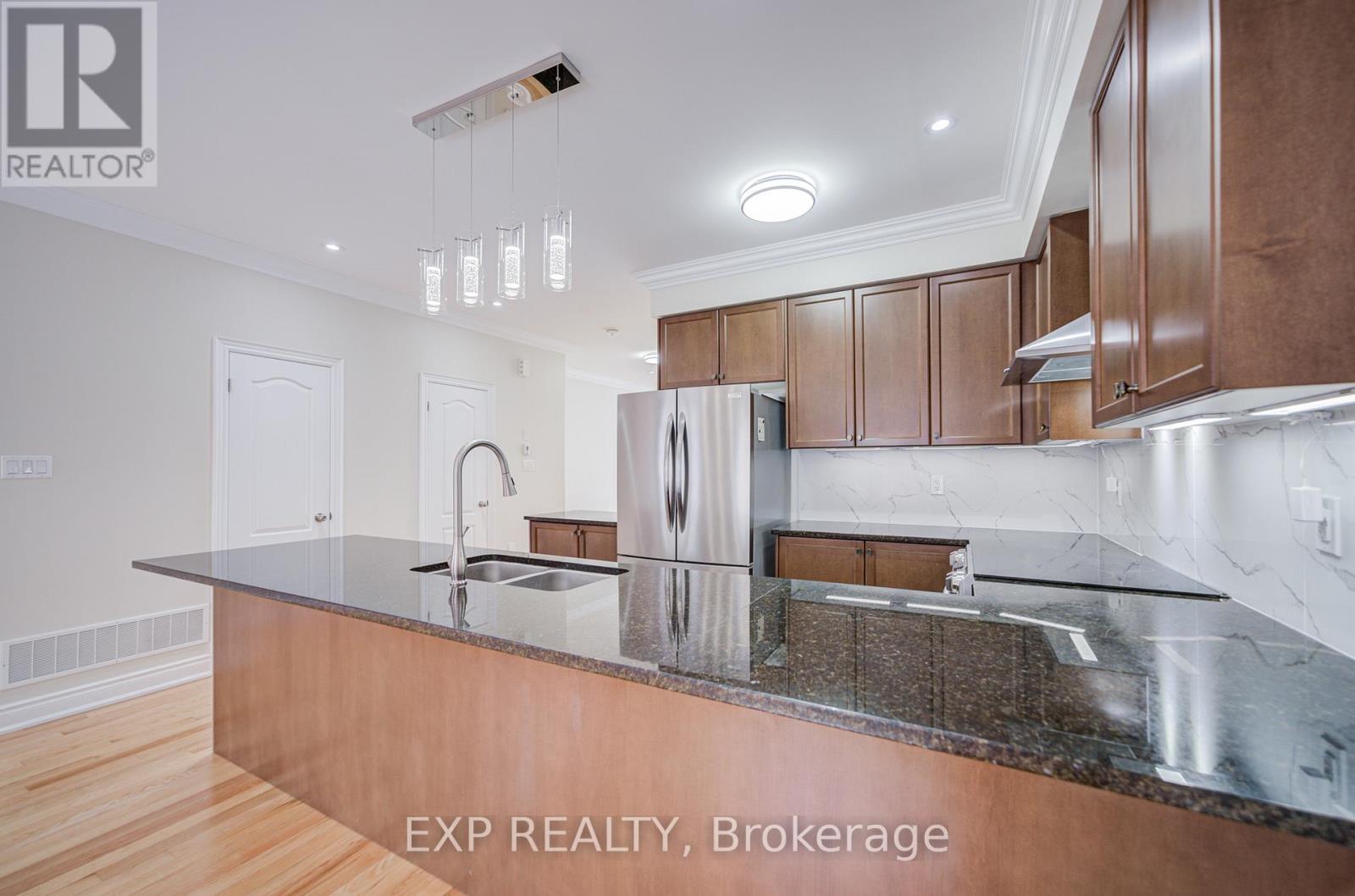 92 William Saville Street, Markham (Unionville), Ontario  L3R 9S3 - Photo 13 - N12902158