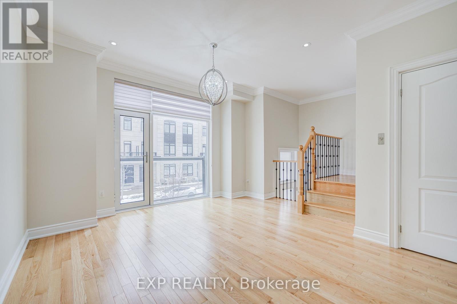 92 William Saville Street, Markham (Unionville), Ontario  L3R 9S3 - Photo 7 - N12902158