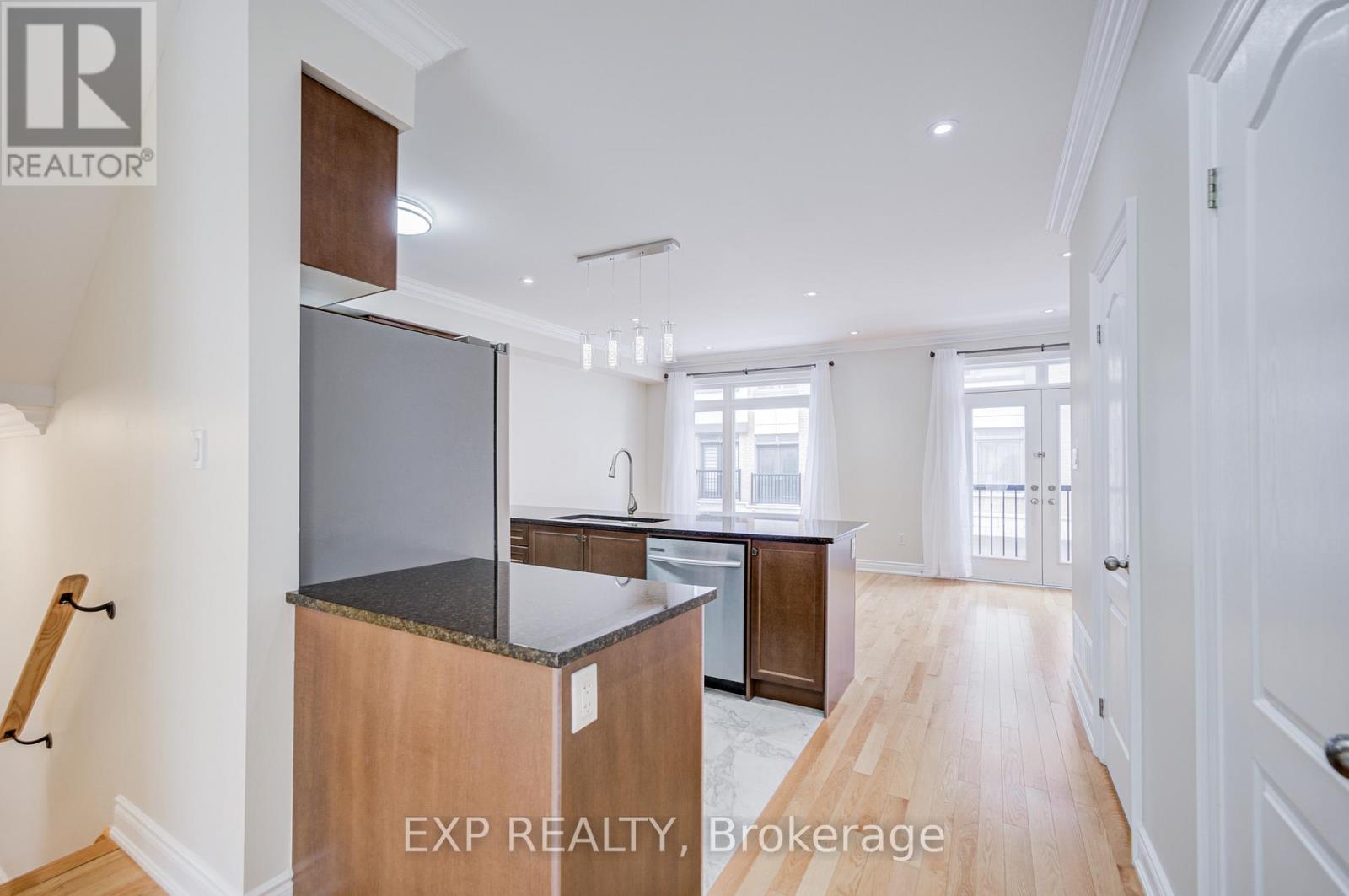 92 William Saville Street, Markham (Unionville), Ontario  L3R 9S3 - Photo 9 - N12902158