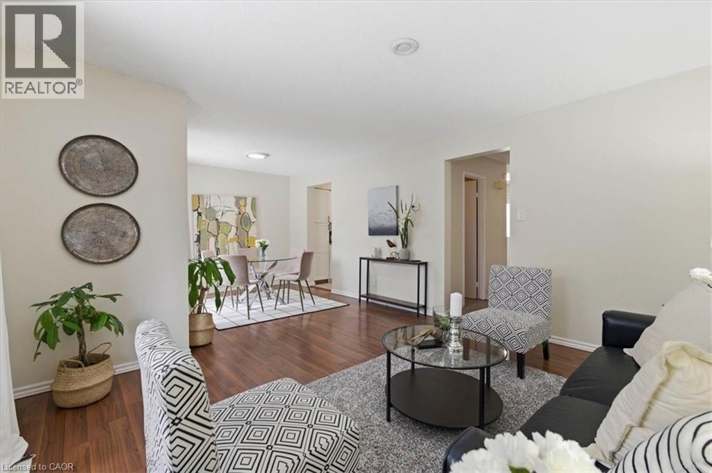 375 Kingscourt Drive Unit# 42, Waterloo, Ontario  N2K 3N7 - Photo 4 - 40813407