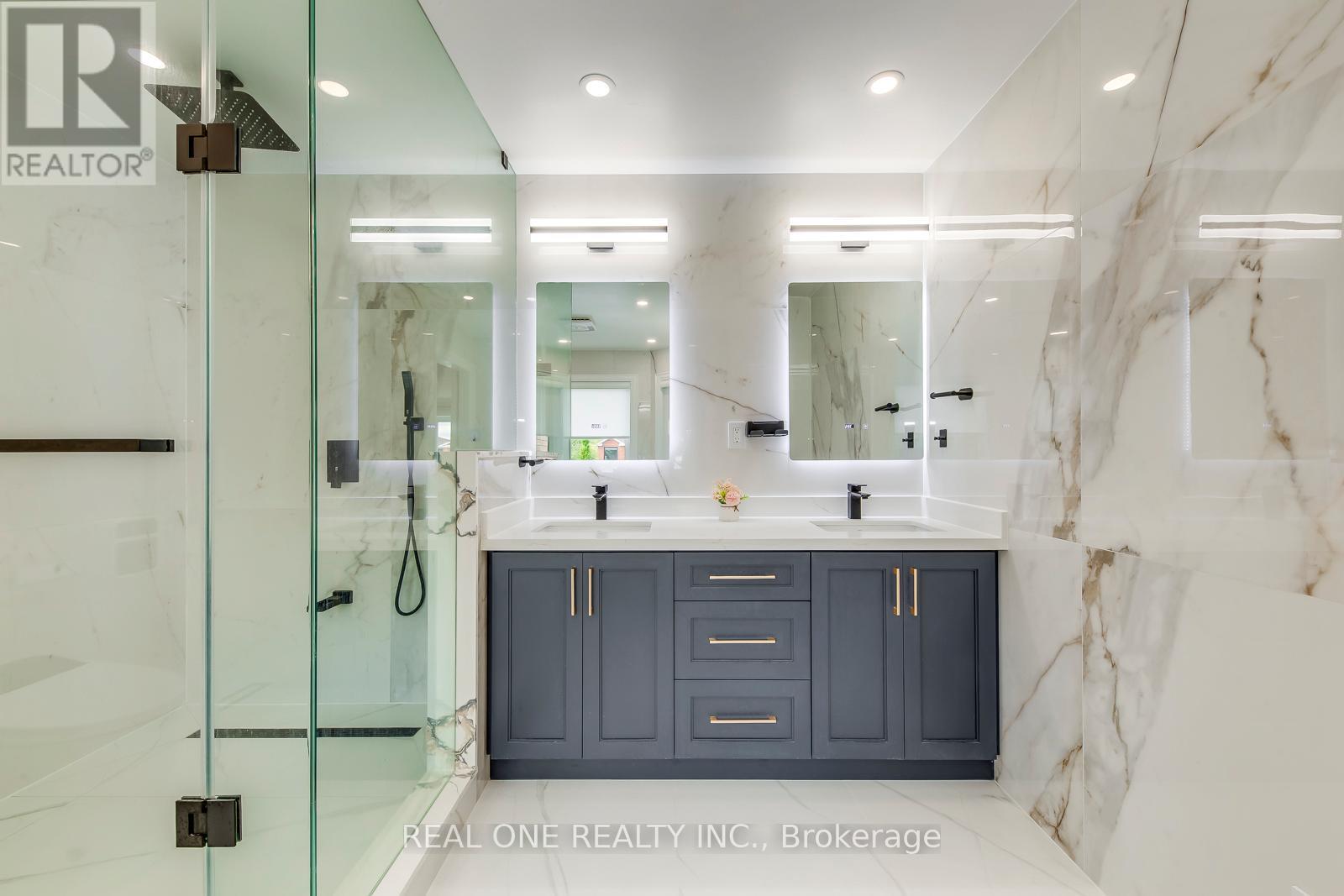 6150 Duford Drive, Mississauga (East Credit), Ontario  L5V 1A6 - Photo 25 - W12902122