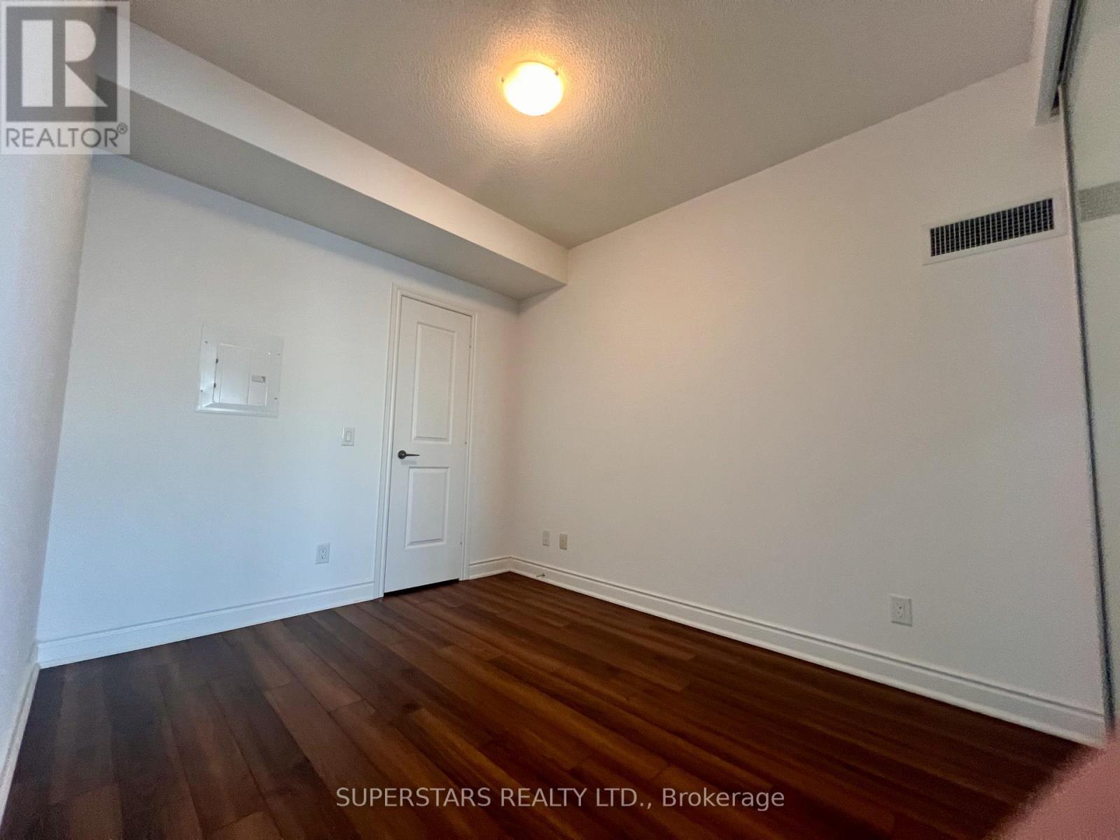 2302 - 80 Marine Parade Drive, Toronto, Ontario  M8V 4B4 - Photo 9 - W12902134