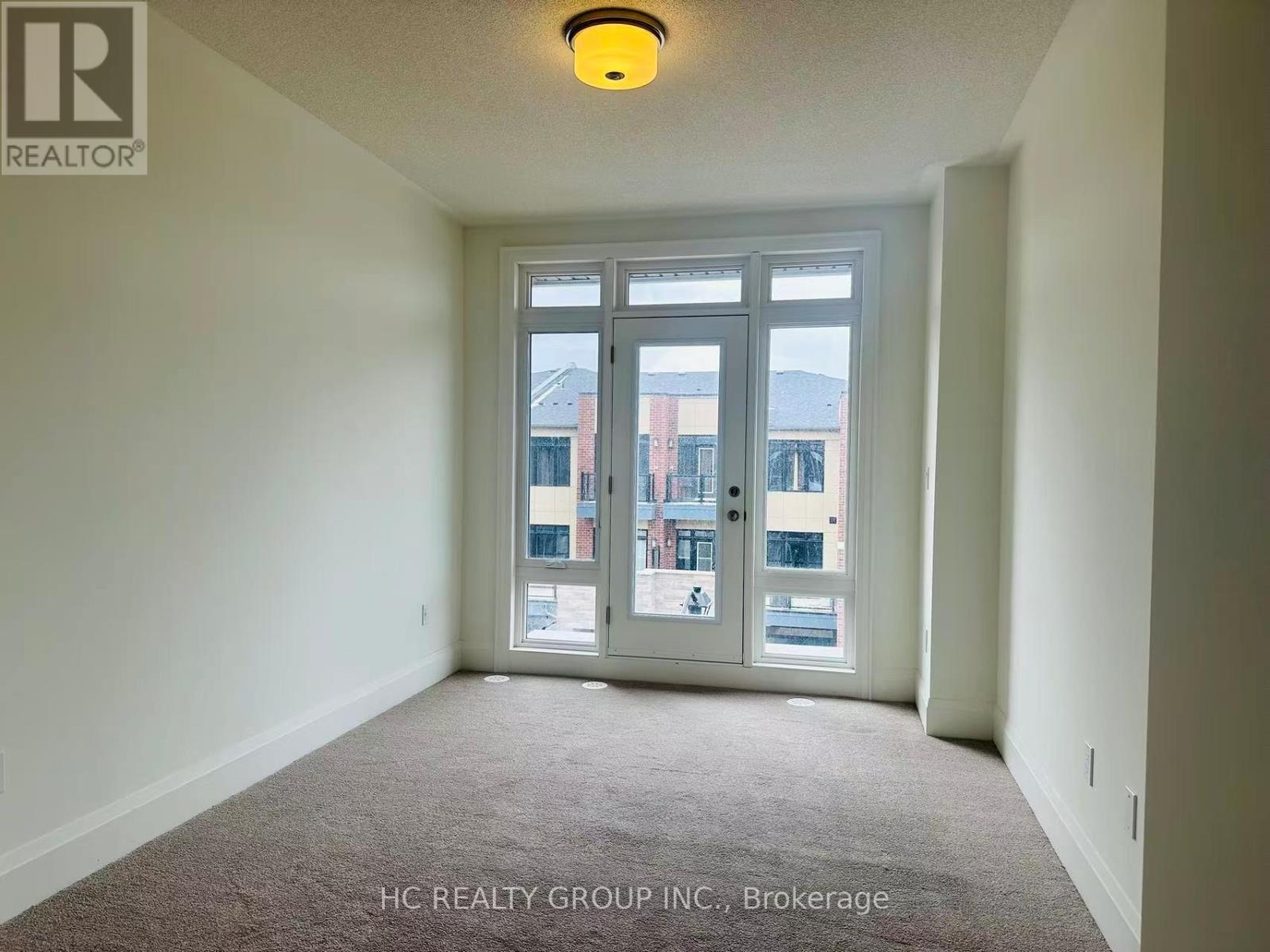 3303 Azam Way, Oakville (Go Glenorchy), Ontario  L6M 5S3 - Photo 4 - W12902146