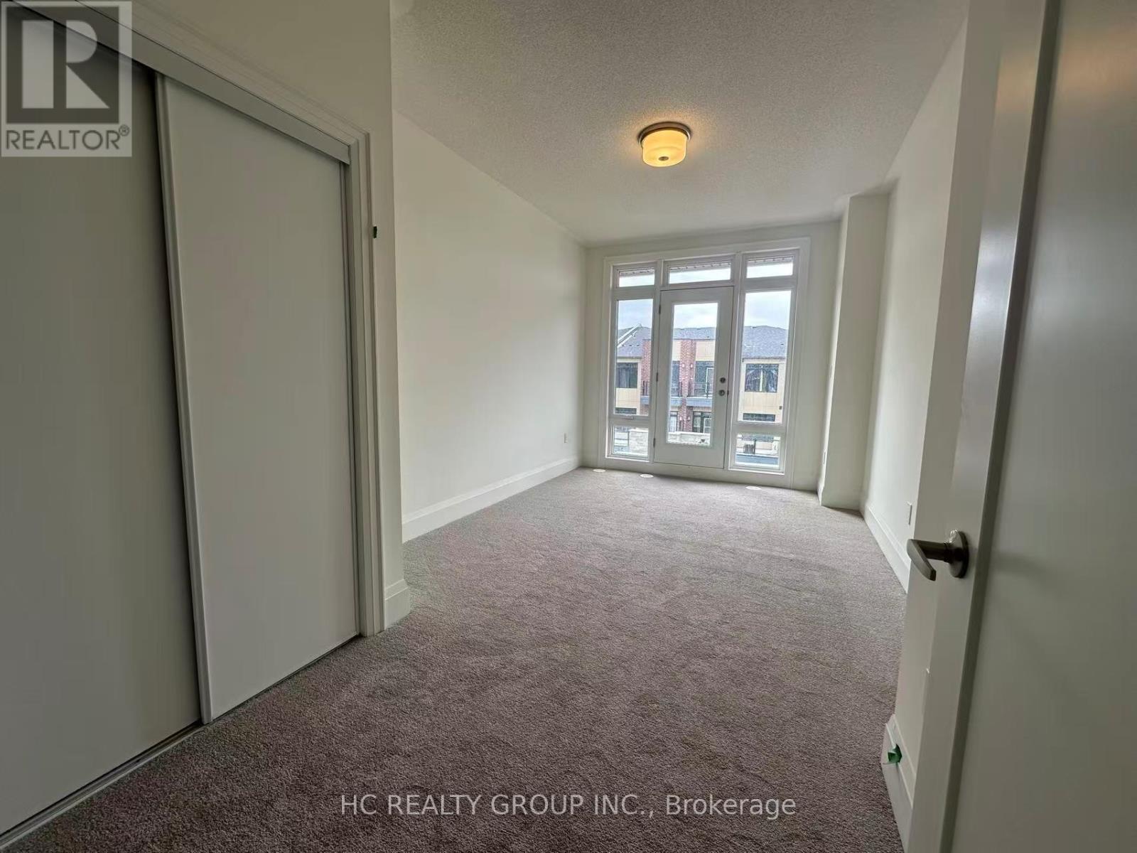 3303 Azam Way, Oakville (Go Glenorchy), Ontario  L6M 5S3 - Photo 5 - W12902146