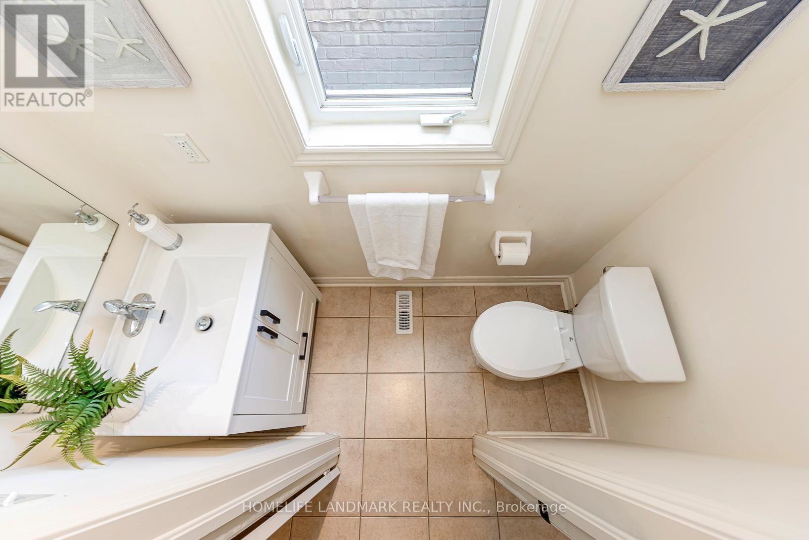 4346 Trail Blazer Way, Mississauga (Hurontario), Ontario  L5R 0C3 - Photo 17 - W12902148