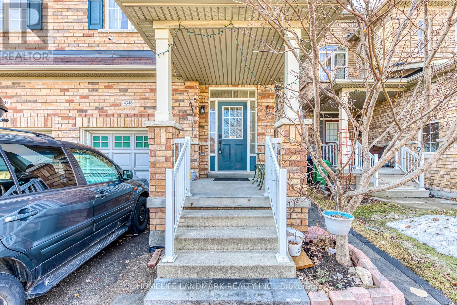 4346 Trail Blazer Way, Mississauga (Hurontario), Ontario  L5R 0C3 - Photo 2 - W12902148