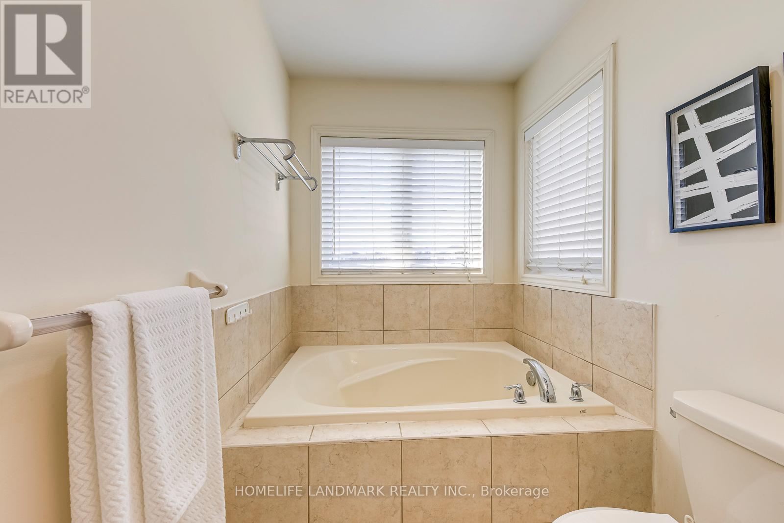 4346 Trail Blazer Way, Mississauga (Hurontario), Ontario  L5R 0C3 - Photo 24 - W12902148