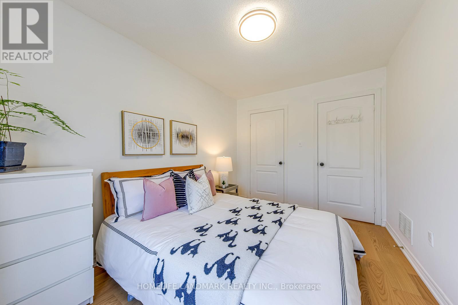 4346 Trail Blazer Way, Mississauga (Hurontario), Ontario  L5R 0C3 - Photo 29 - W12902148