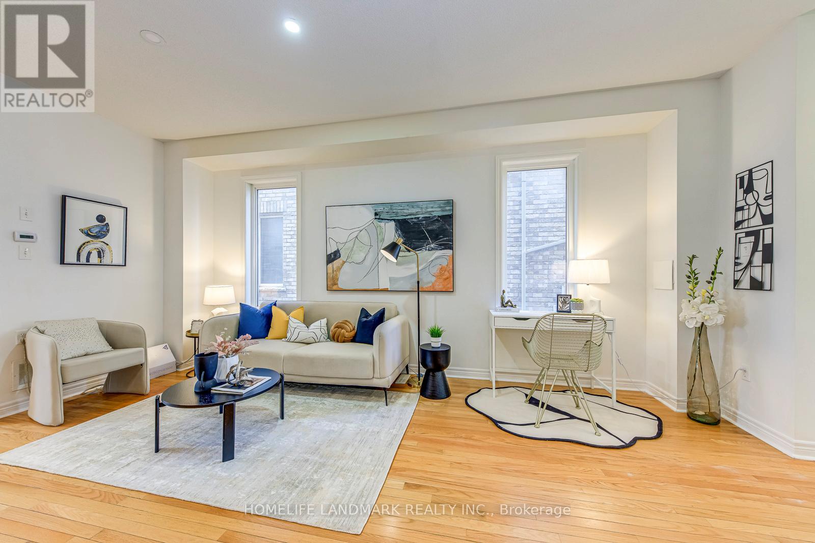 4346 Trail Blazer Way, Mississauga (Hurontario), Ontario  L5R 0C3 - Photo 5 - W12902148