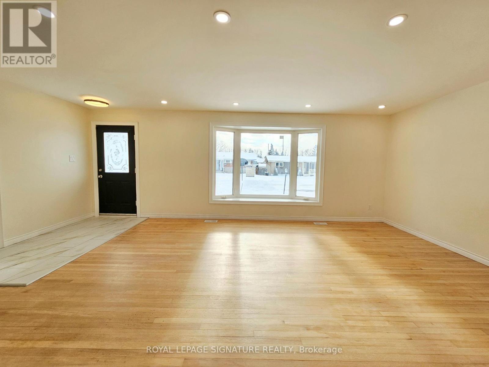 A - 38 Sherry Lane, Ottawa, Ontario  K2G 3L7 - Photo 10 - X12901928