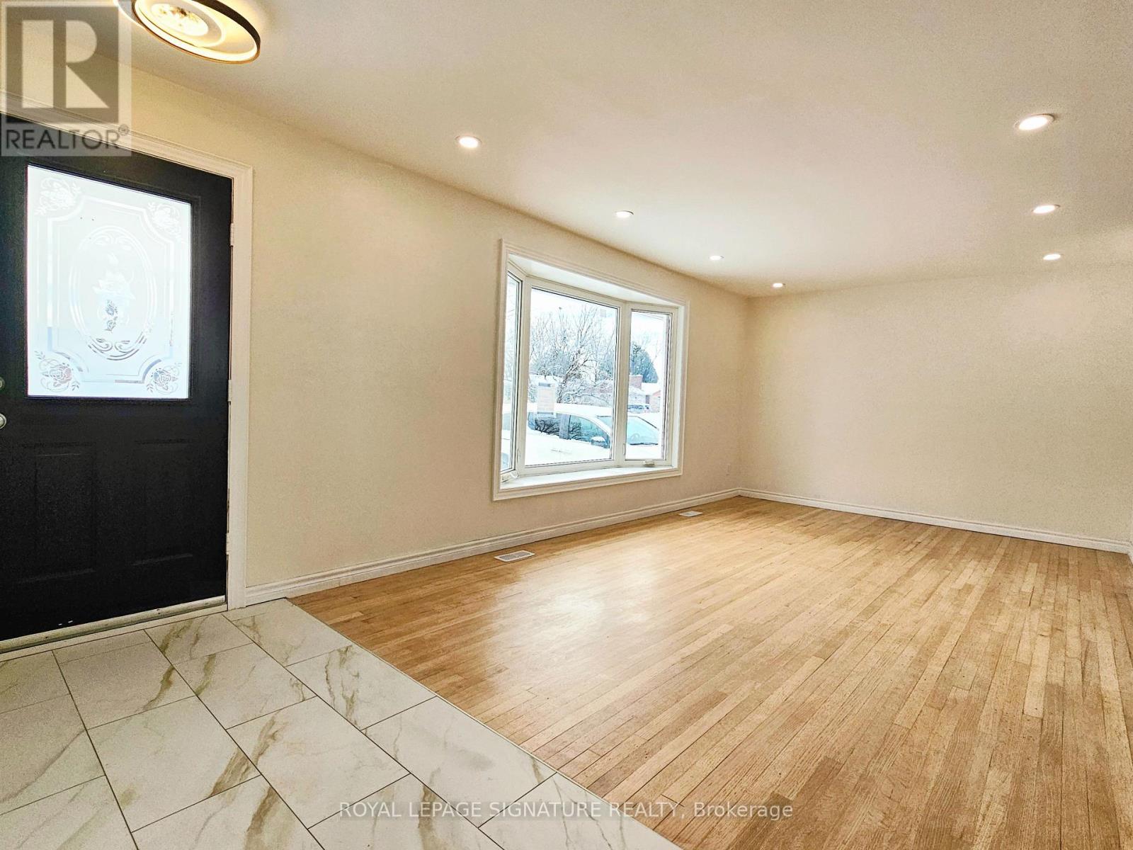 A - 38 Sherry Lane, Ottawa, Ontario  K2G 3L7 - Photo 11 - X12901928