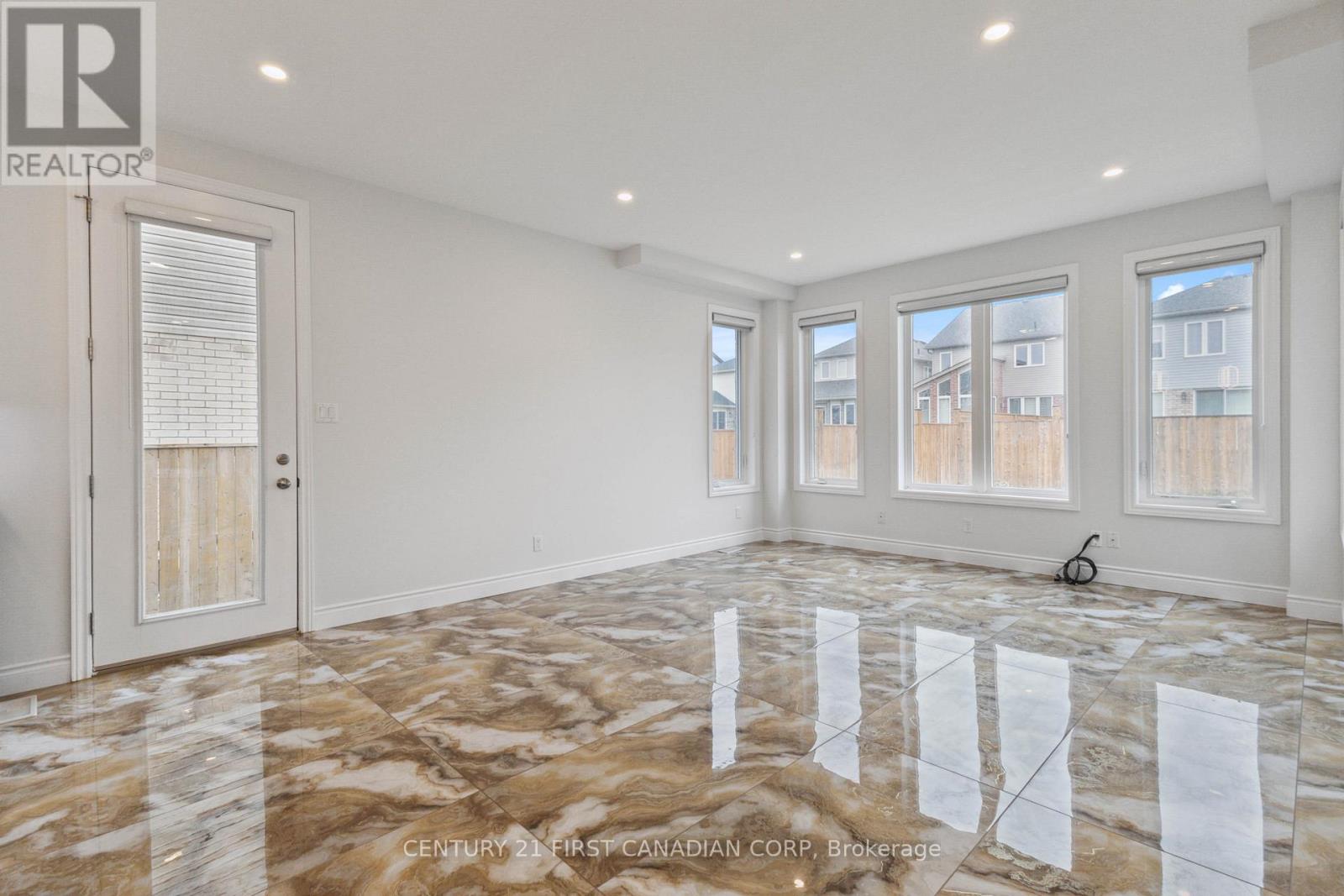 1707 Aukett Drive, London North (North D), Ontario  N5X 0N2 - Photo 7 - X12902170