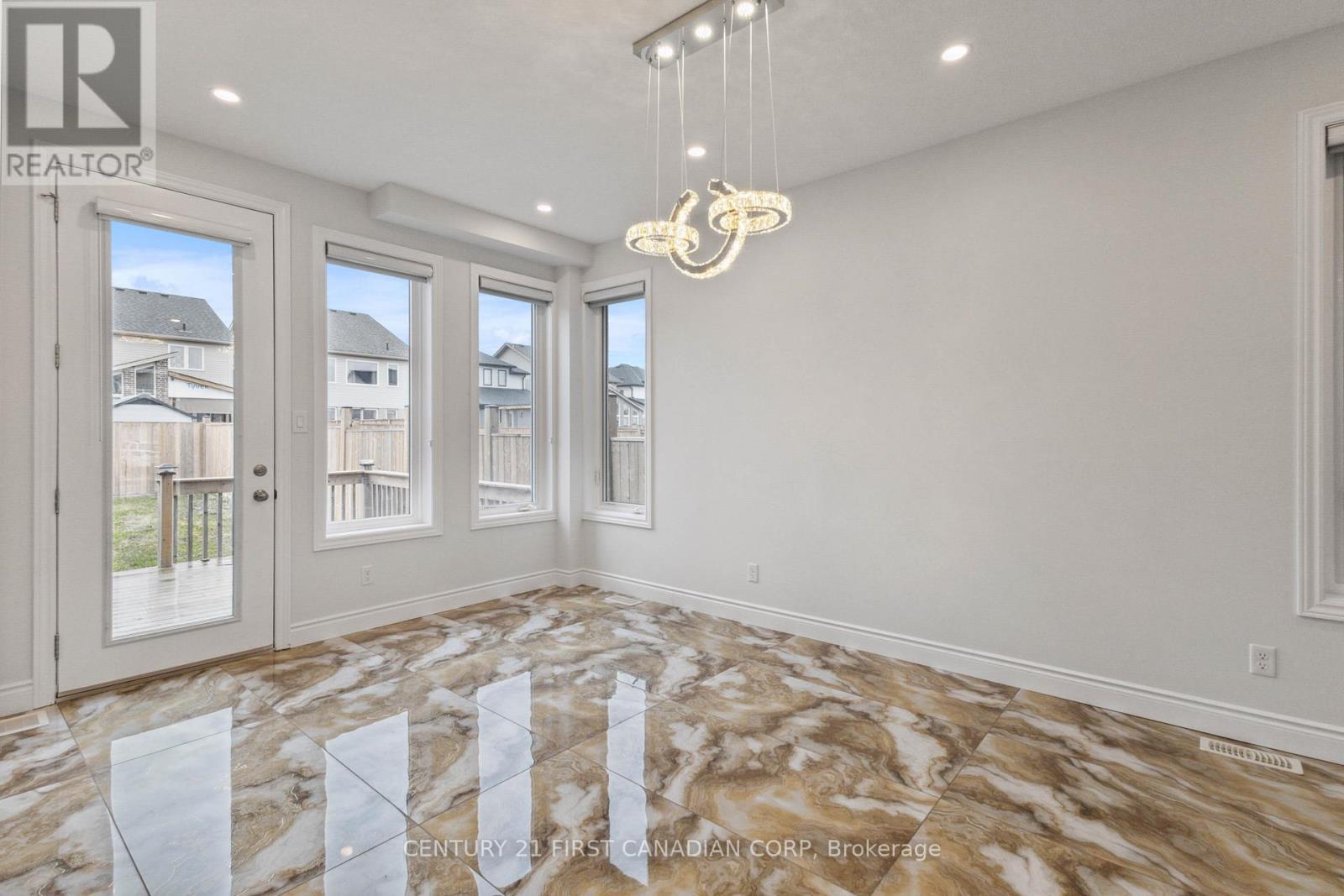 1707 Aukett Drive, London North (North D), Ontario  N5X 0N2 - Photo 8 - X12902170