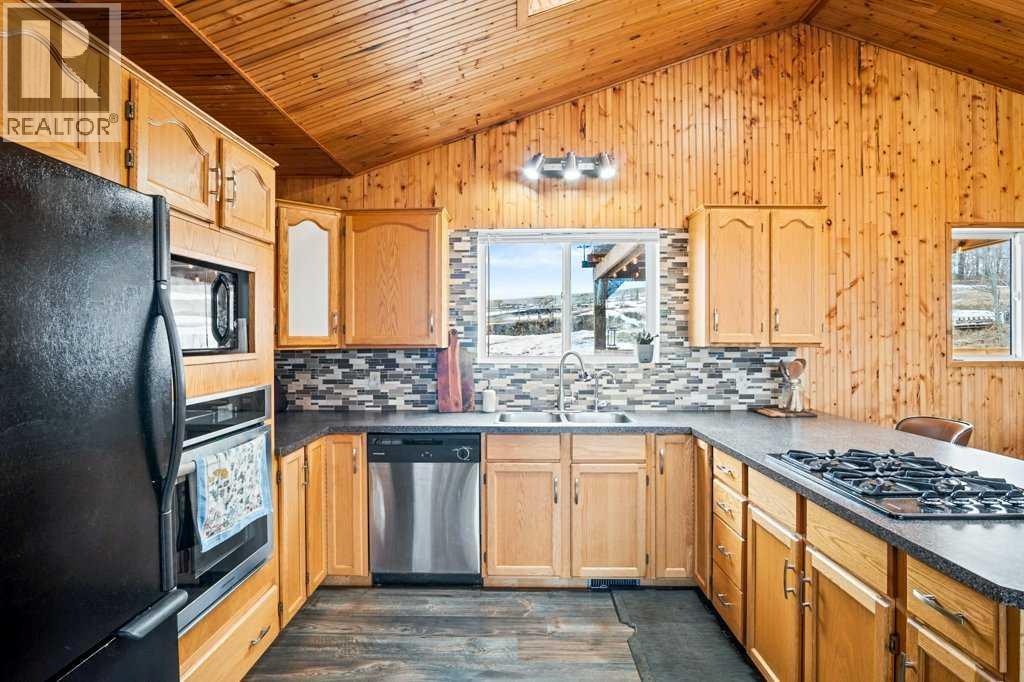 16, 4339 Twp 304, Rural Mountain View County, Alberta  T0M 0R0 - Photo 12 - A2294417