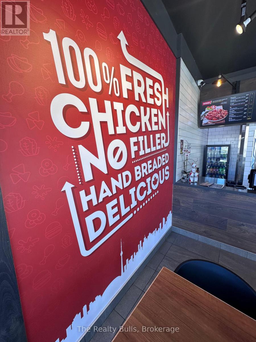 1733 Bloor Street, Toronto, Ontario  M6P 1B2 - Photo 14 - W12726974