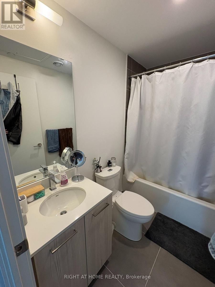 65 Mutual Street, Toronto, Ontario  M5B 0E5 - Photo 11 - C12902172