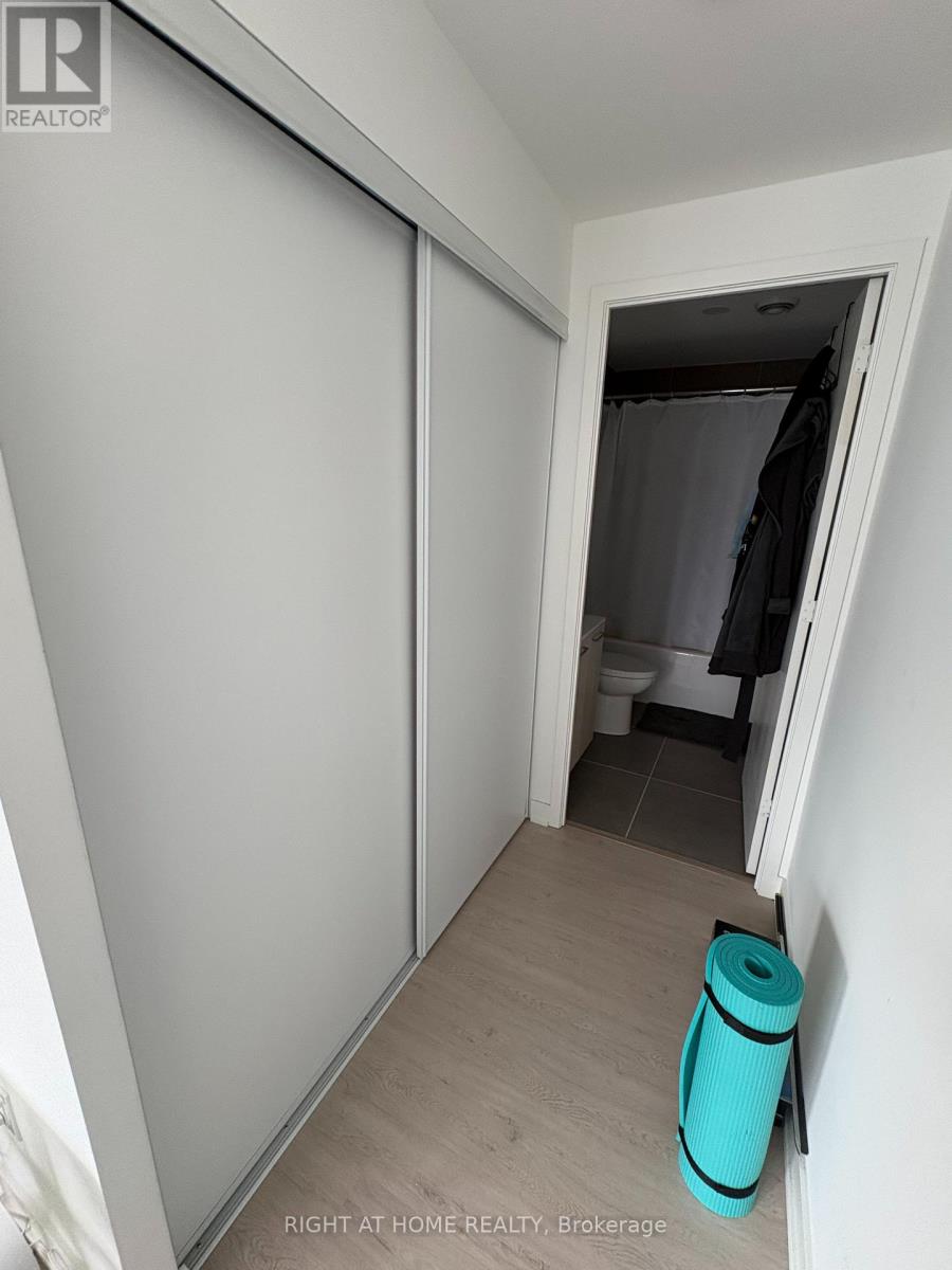 65 Mutual Street, Toronto, Ontario  M5B 0E5 - Photo 12 - C12902172